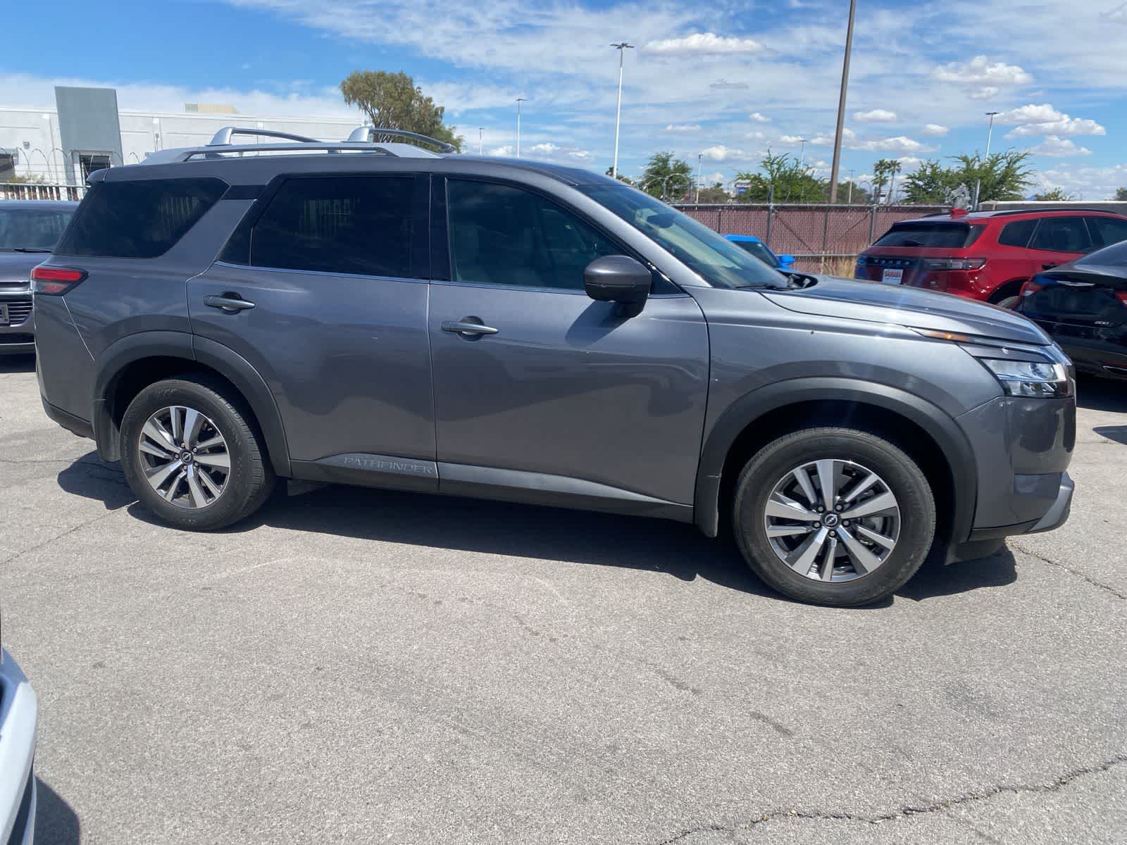 Thumbnail: 2024 Nissan Pathfinder - 4