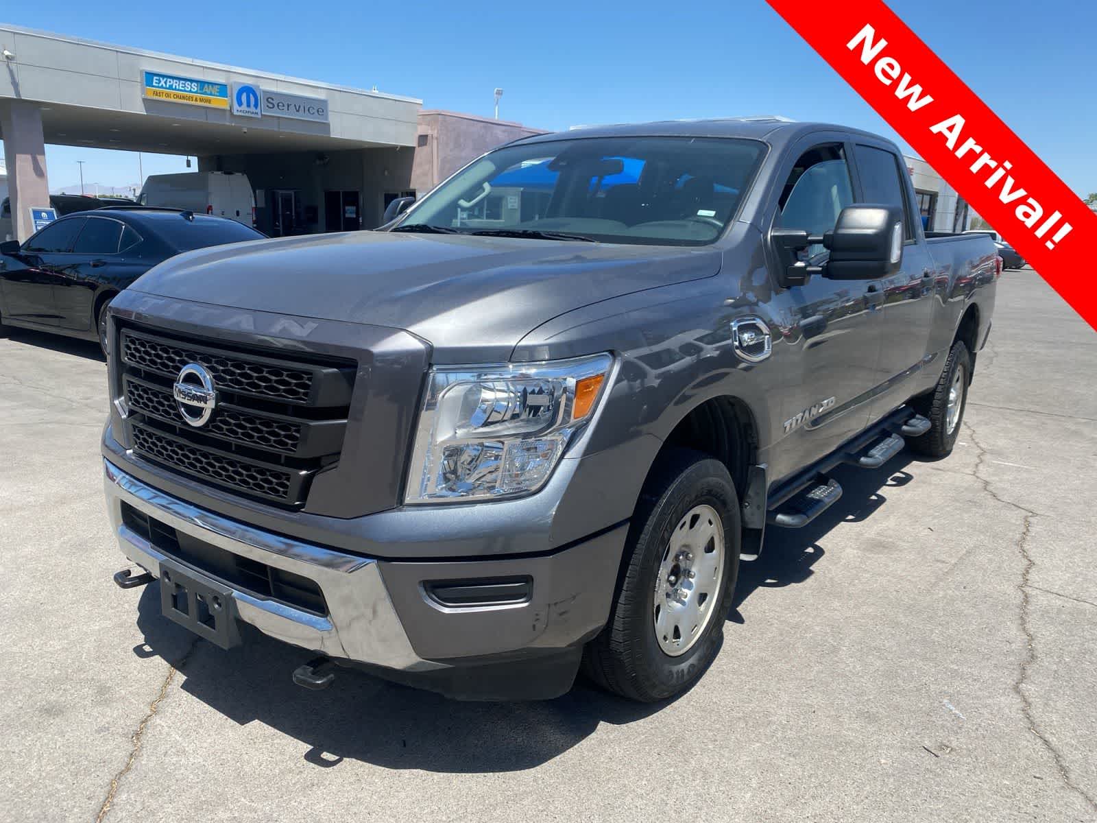 2022 Nissan Titan SV Hero Image