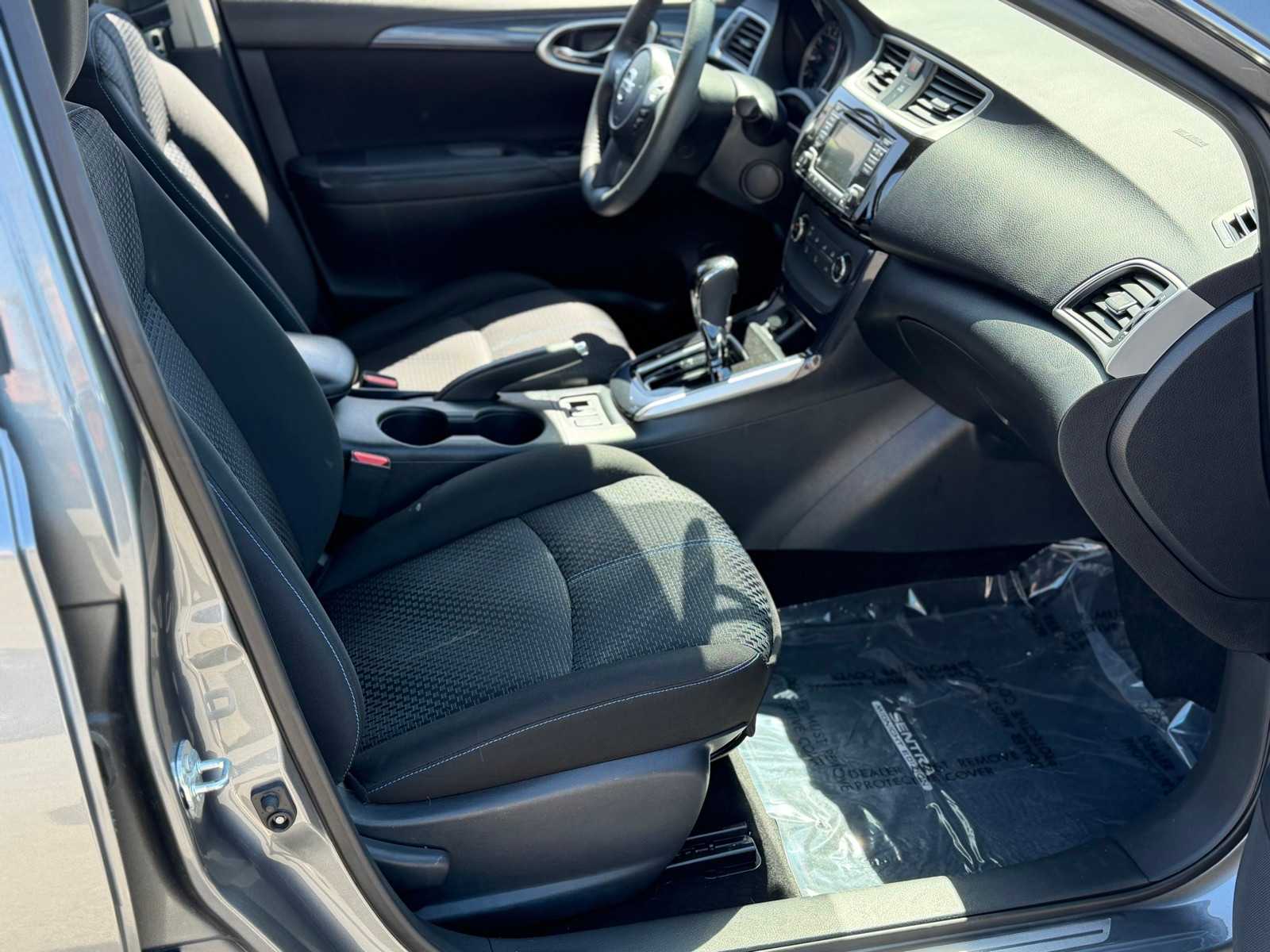 Thumbnail: 2017 Nissan Sentra - 28