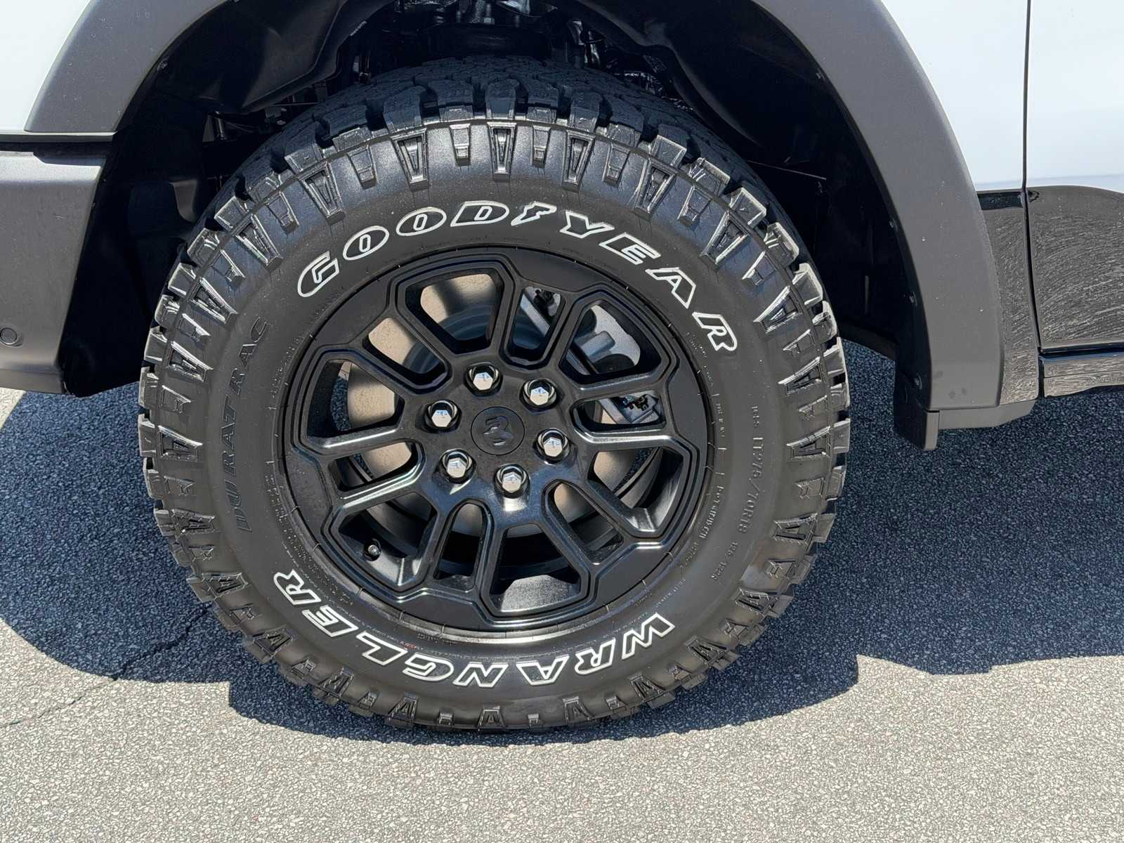 Thumbnail: 2026 RAM 1500 - 35