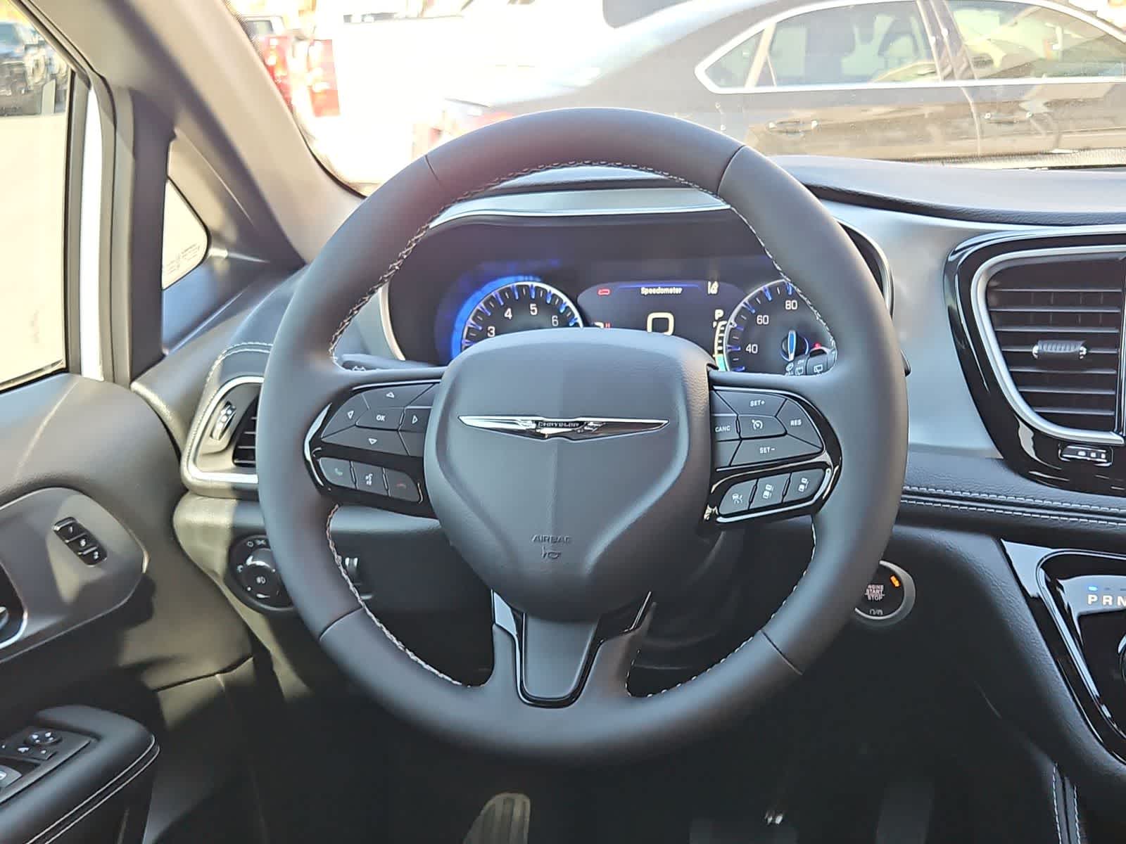 Thumbnail: 2026 Chrysler Pacifica - 22