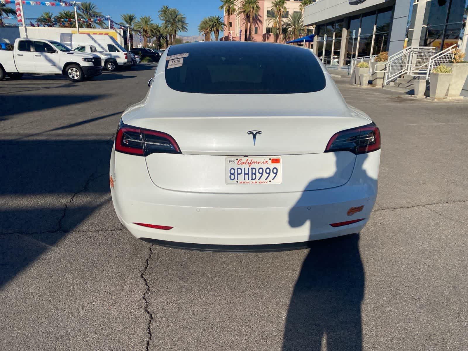 Thumbnail: 2020 Tesla Model 3 - 8