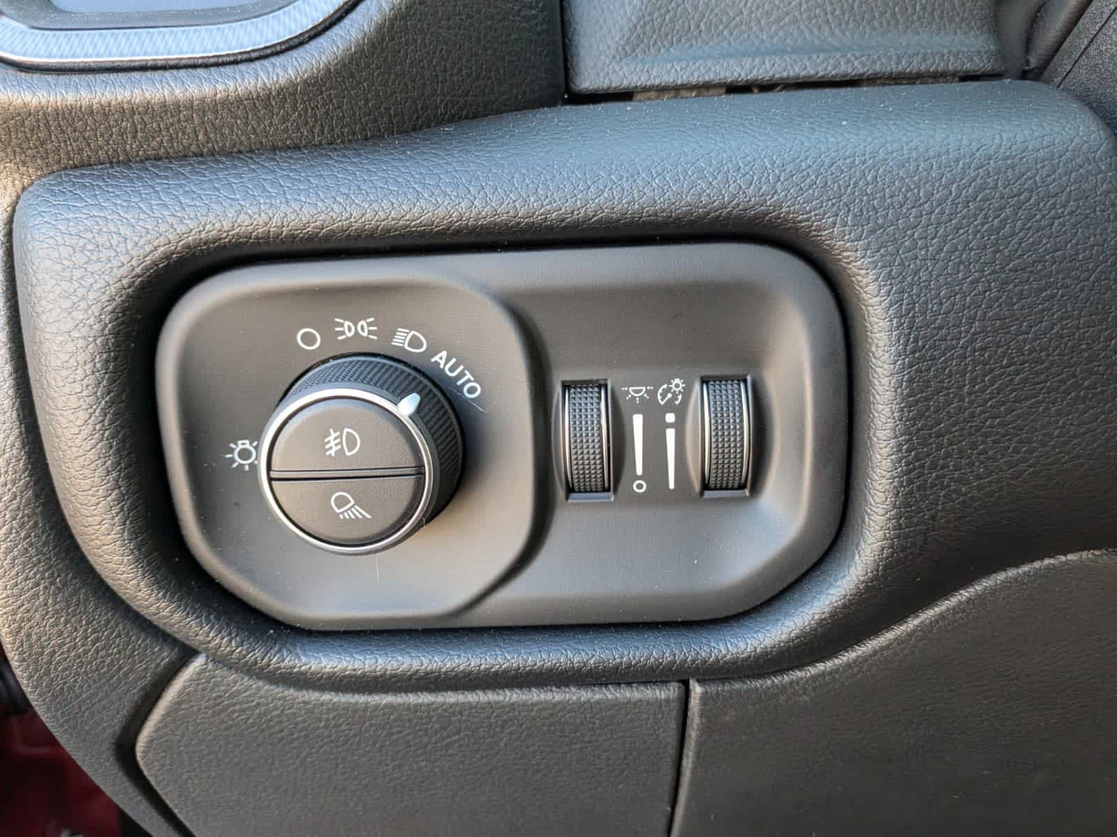 Thumbnail: 2026 RAM 2500 - 27