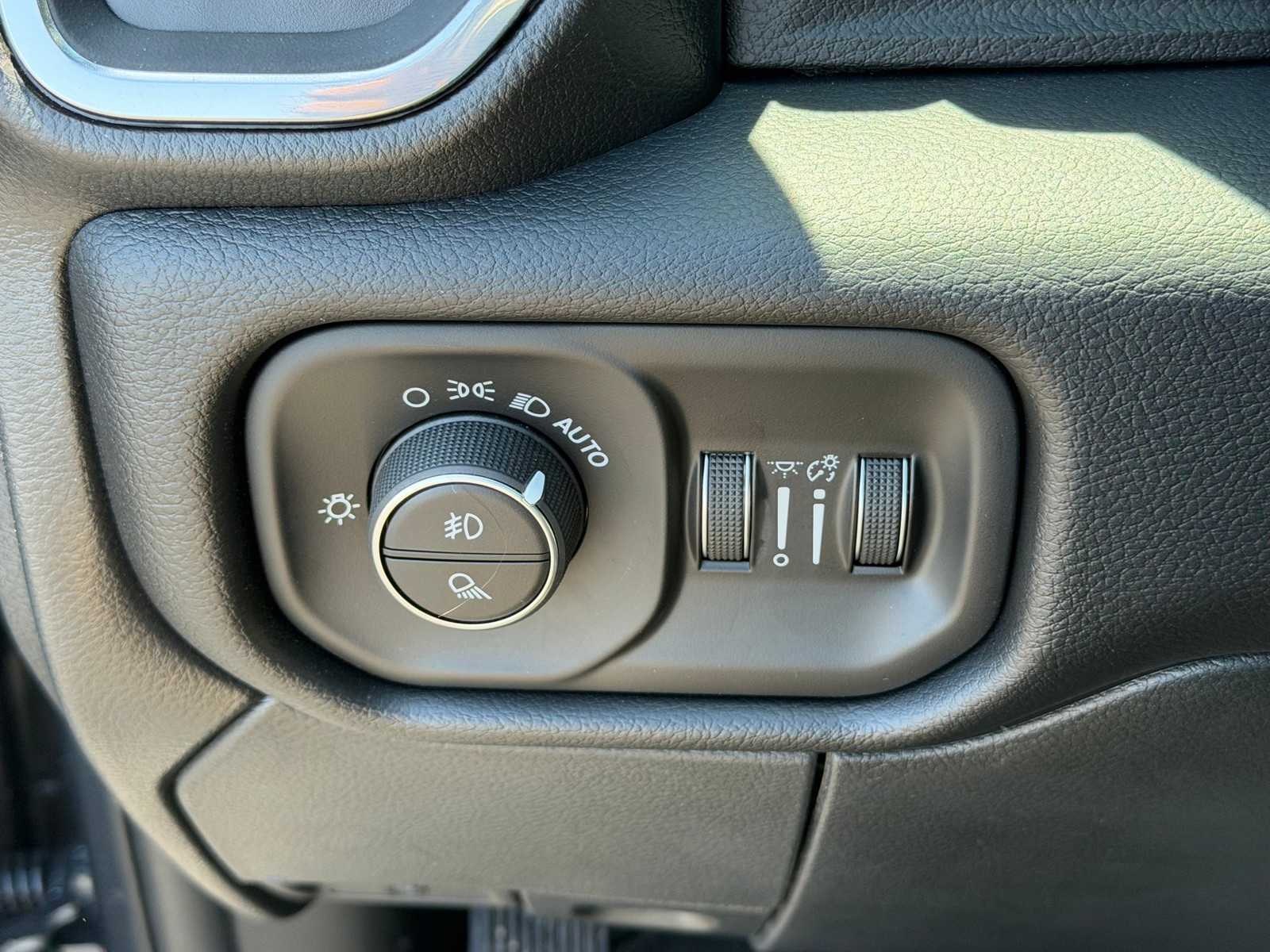 Thumbnail: 2026 RAM 2500 - 15