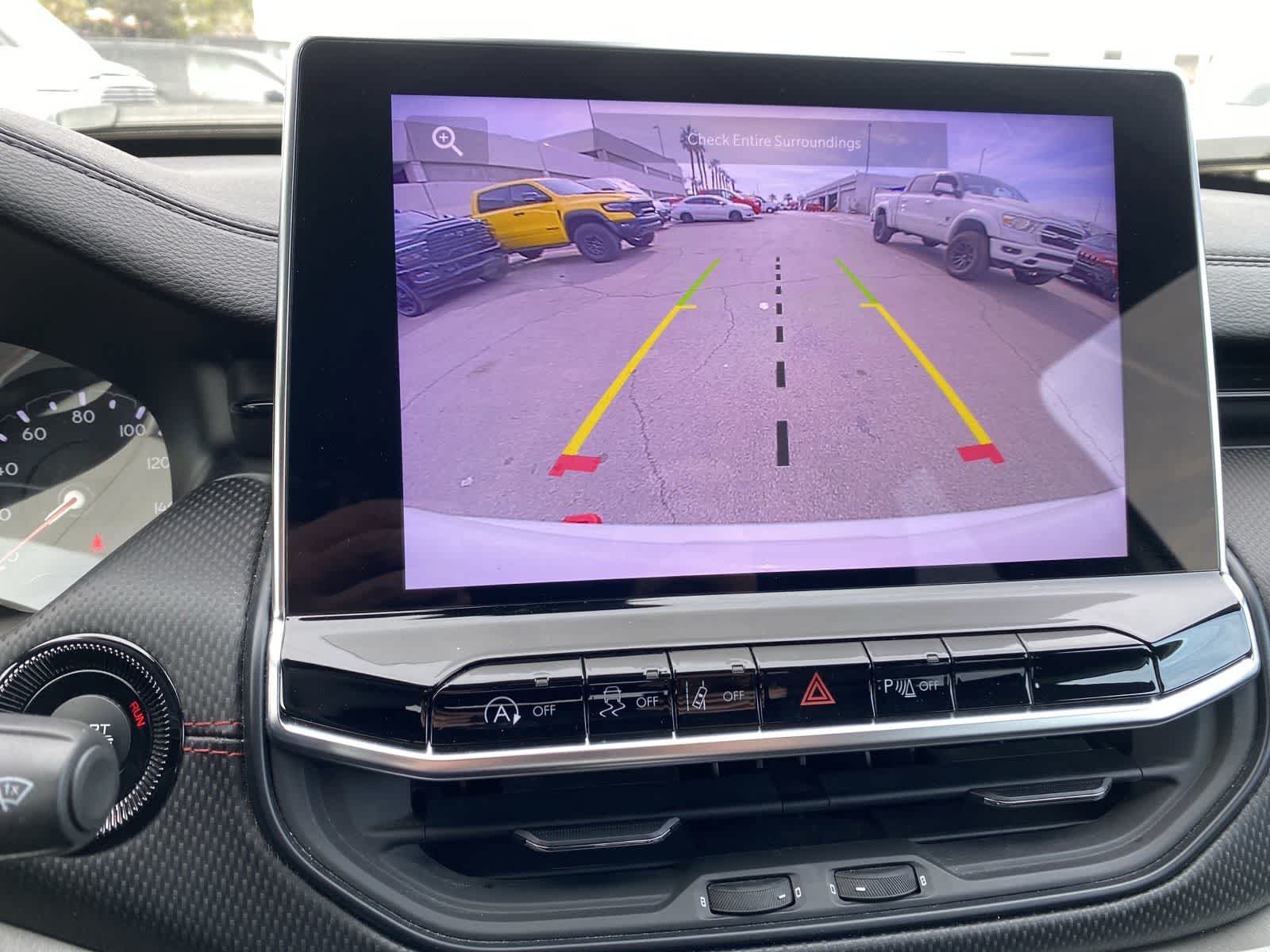 Thumbnail: 2025 Jeep Compass - 17