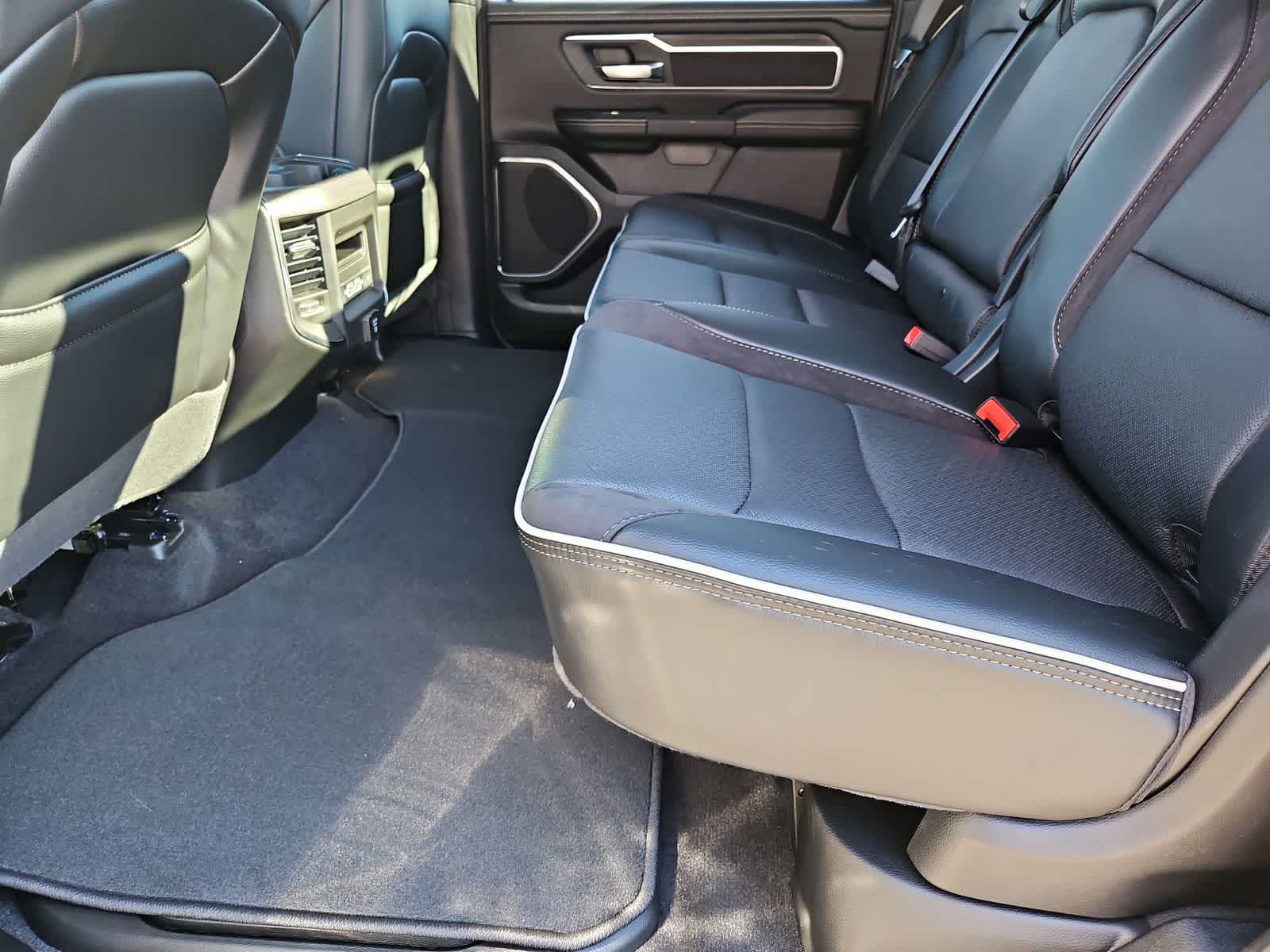 Thumbnail: 2026 RAM 1500 - 19