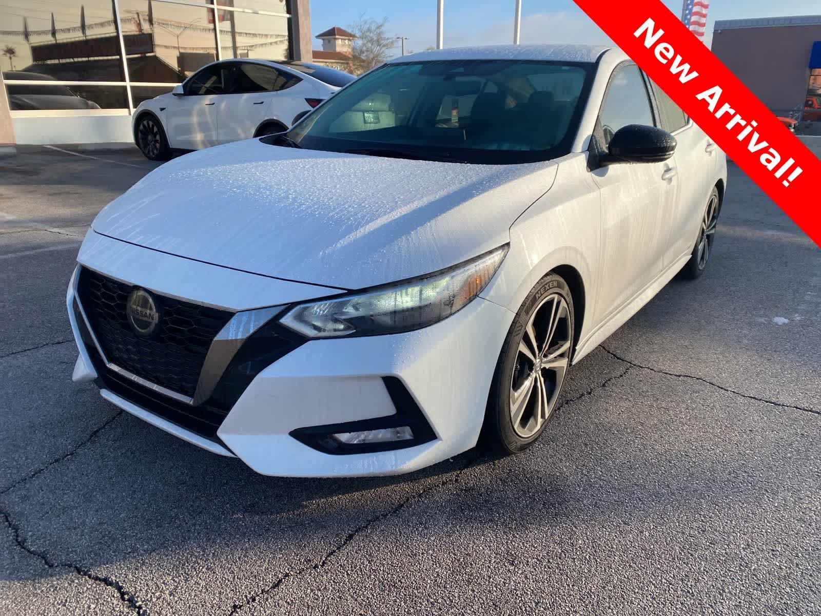 2021 Nissan Sentra SR's photo