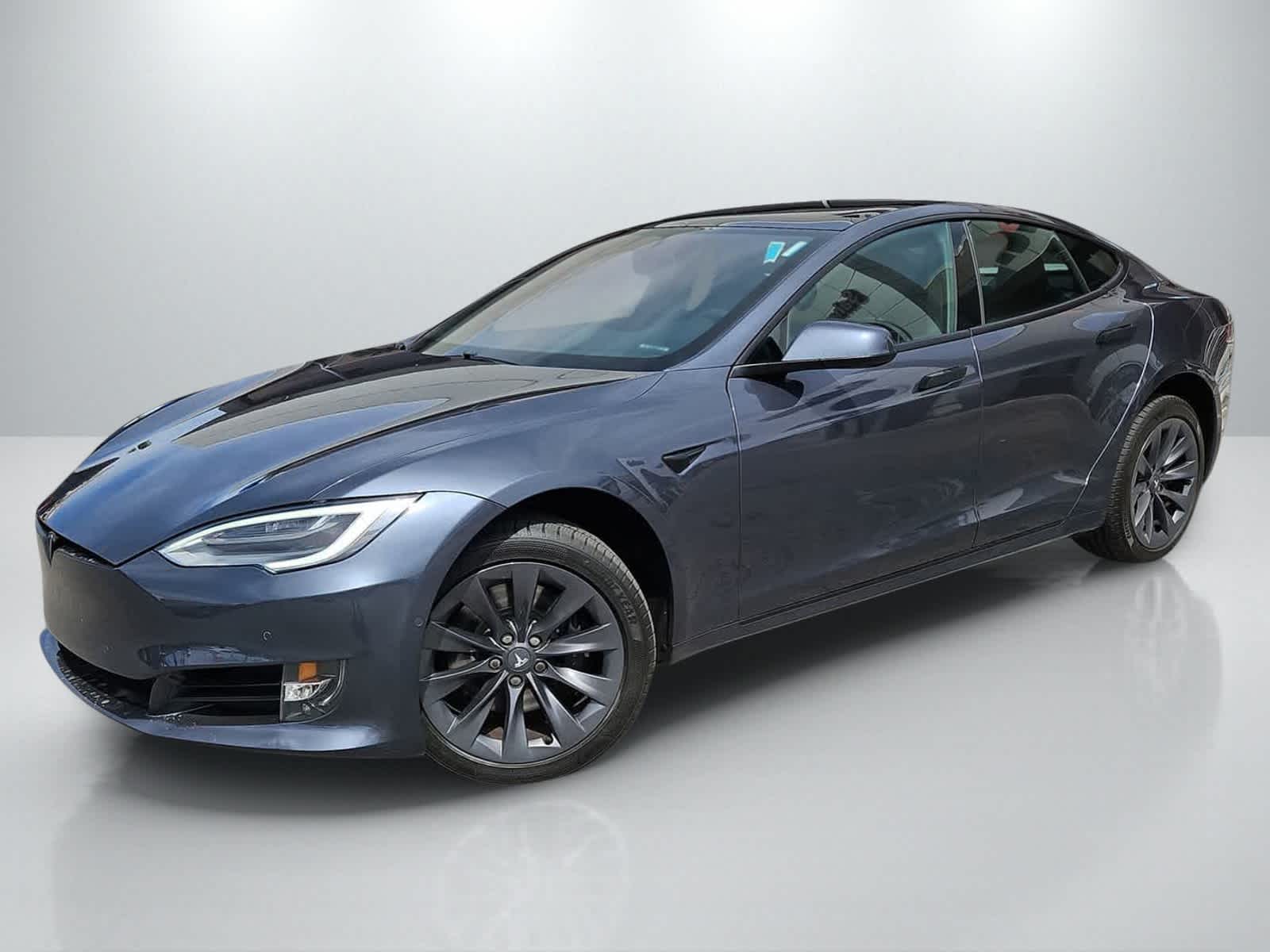 2020 Tesla Model S Long Range's photo