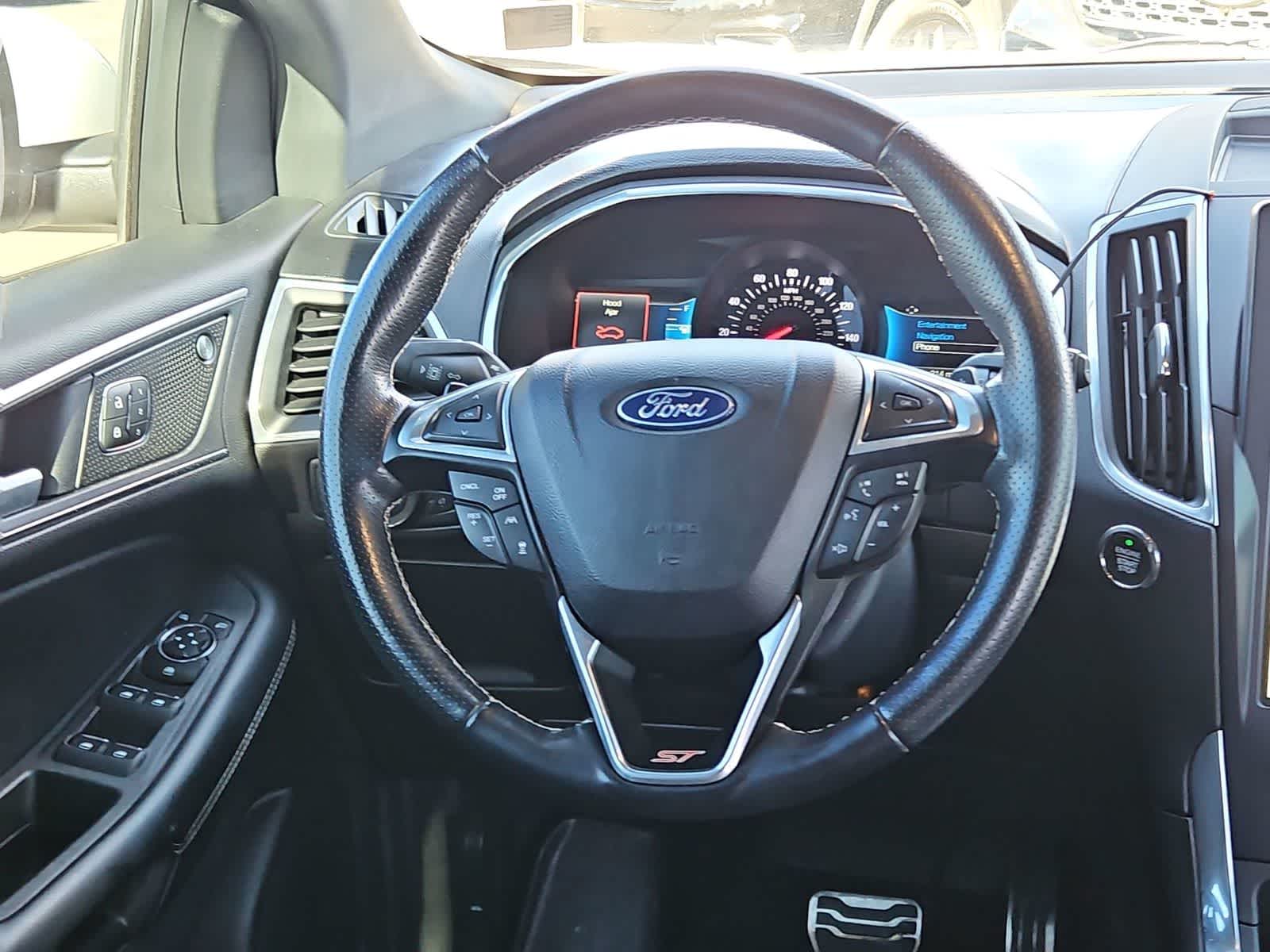 Thumbnail: 2021 Ford Edge - 23