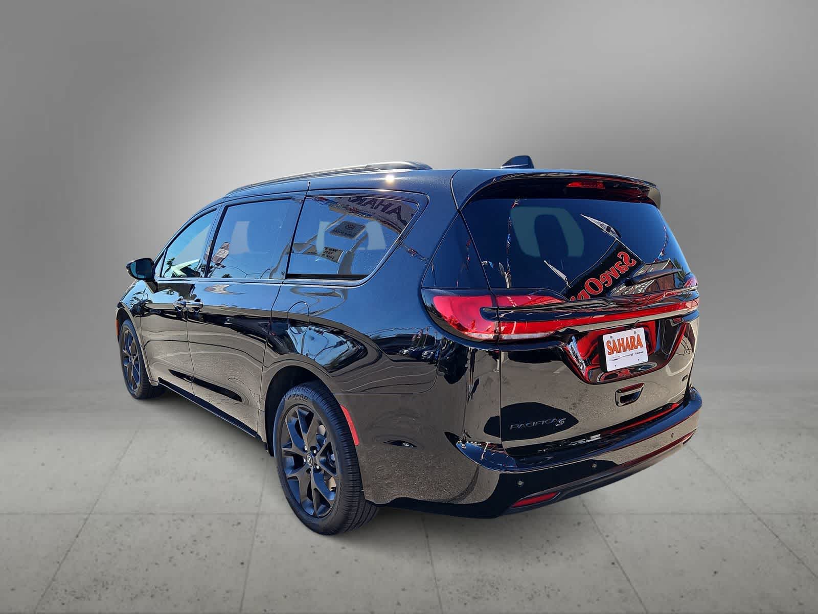 Thumbnail: 2026 Chrysler Pacifica - 6