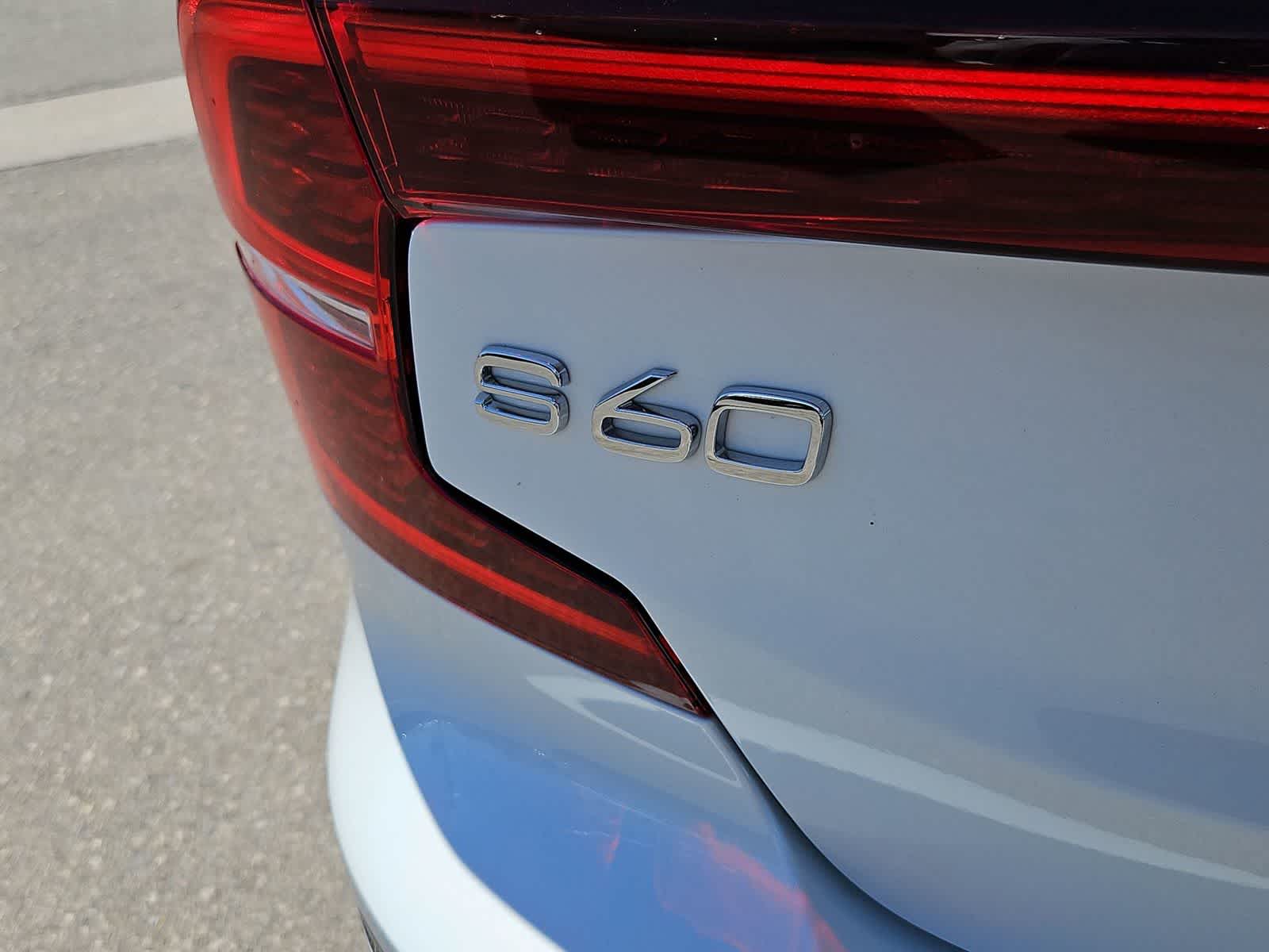 Thumbnail: 2024 Volvo S60 - 14
