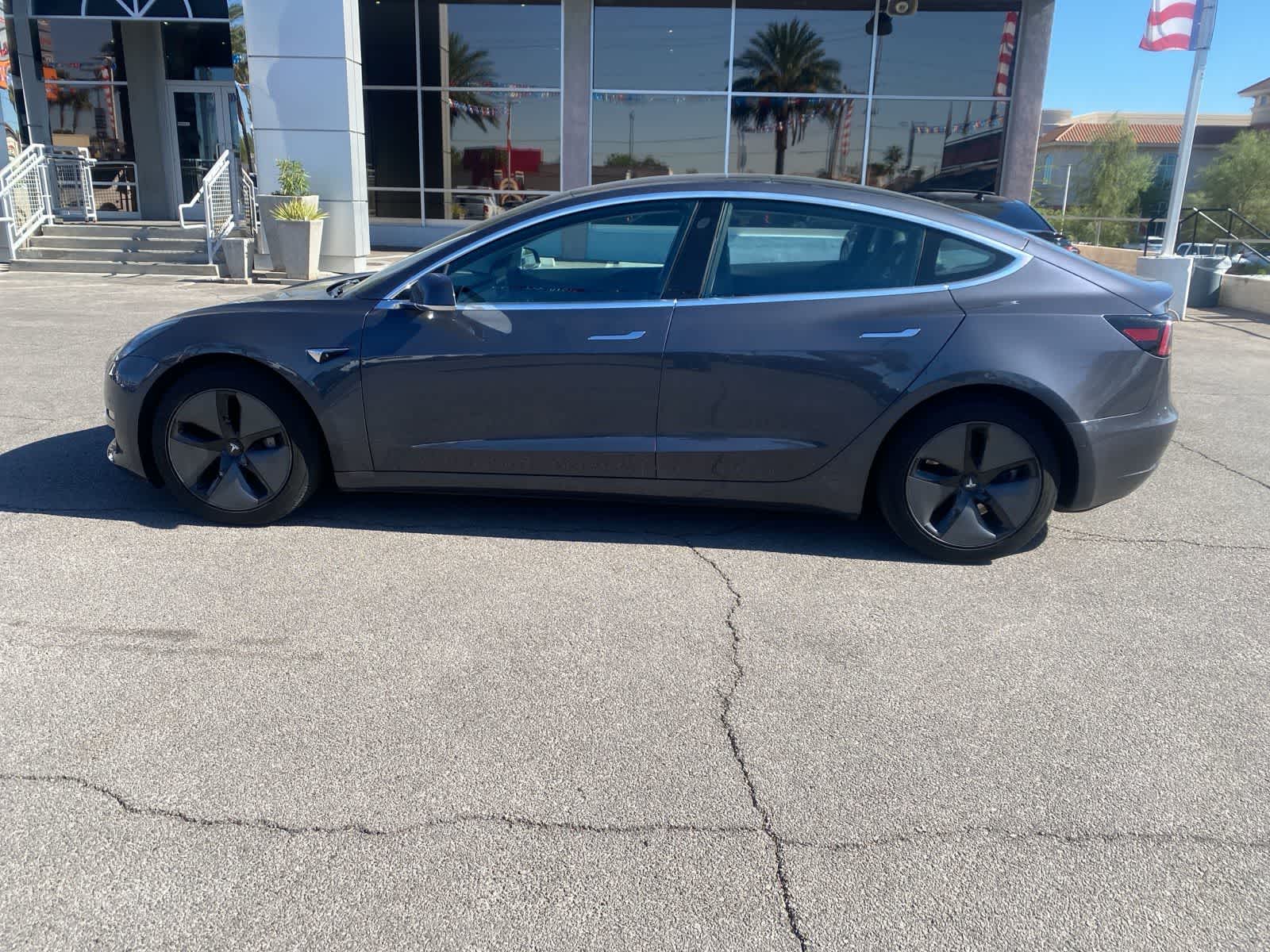 Thumbnail: 2018 Tesla Model 3 - 10