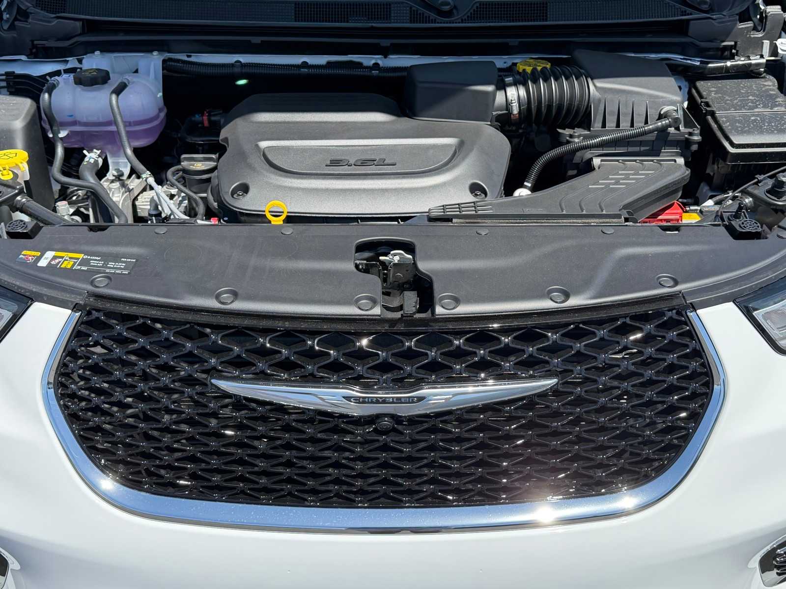 Thumbnail: 2026 Chrysler Pacifica - 30