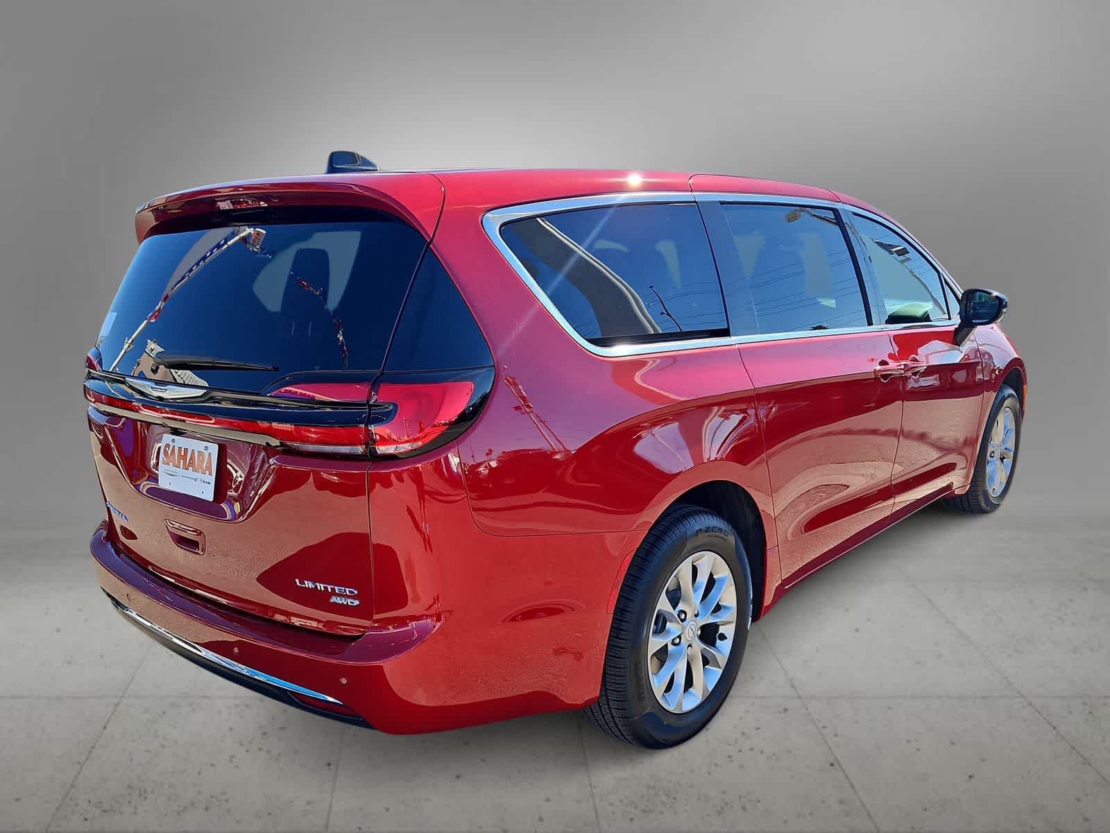 Thumbnail: 2026 Chrysler Pacifica - 8