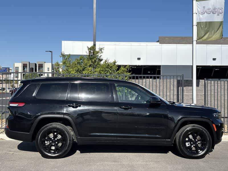 Thumbnail: 2024 Jeep Grand Cherokee L - 10