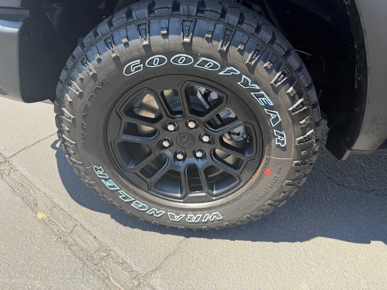 Thumbnail: 2026 RAM 1500 - 36