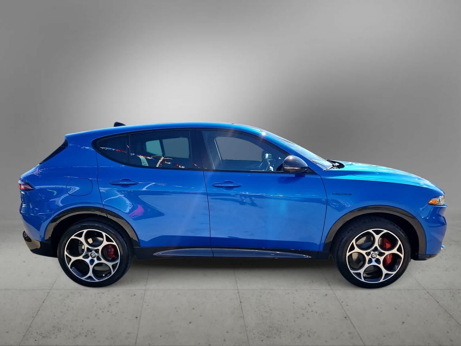 Thumbnail: 2024 Alfa Romeo Tonale - 10