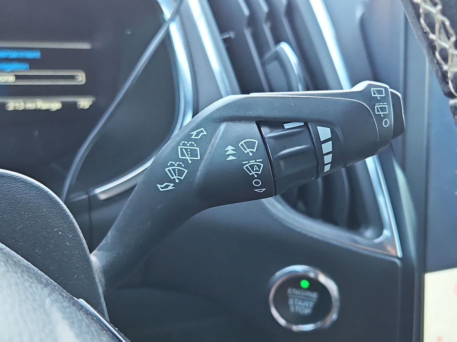 Thumbnail: 2021 Ford Edge - 26