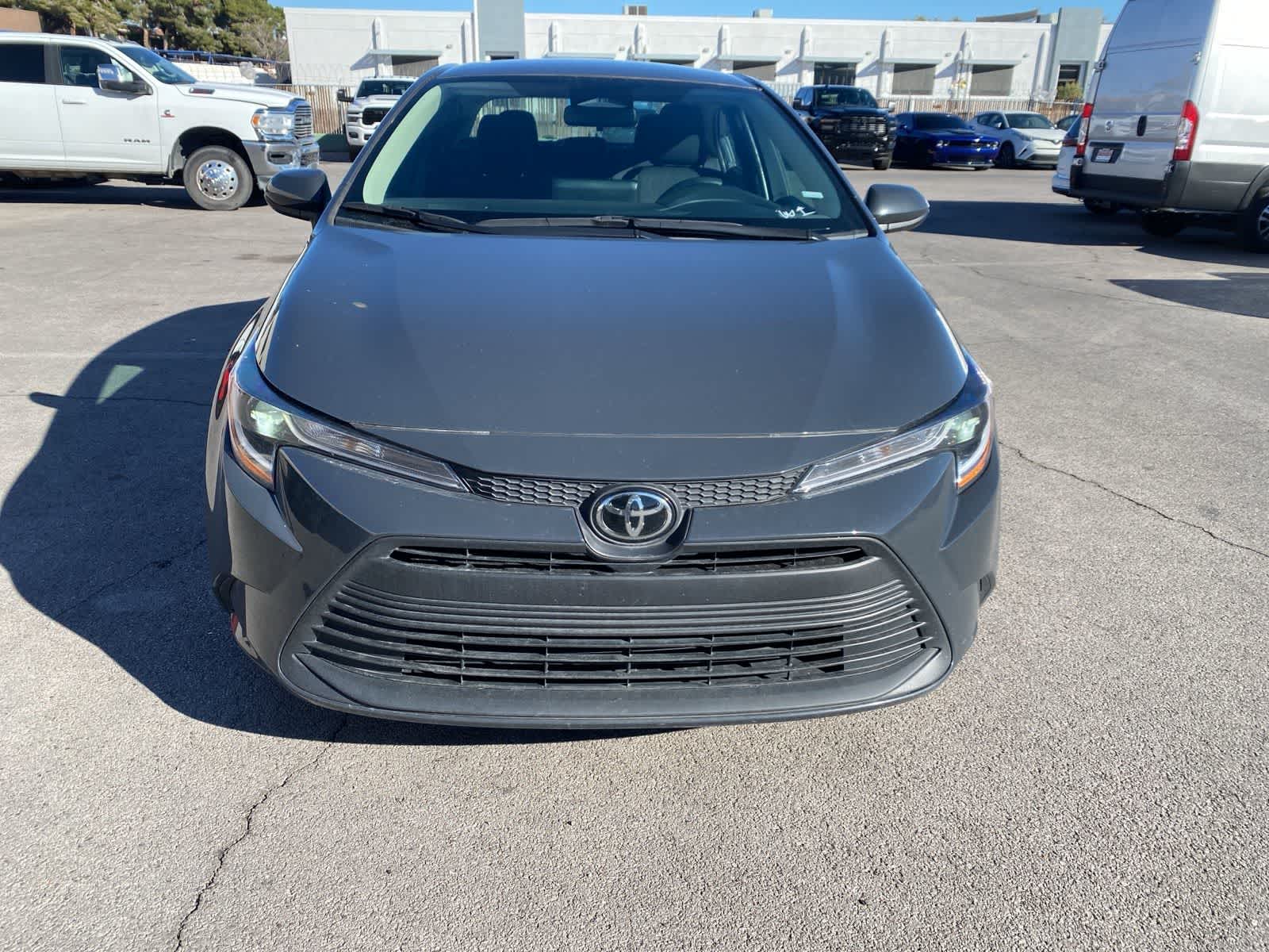 Used 2024 Toyota Corolla LE with VIN 5YFB4MDE7RP118060 for sale in Kansas City