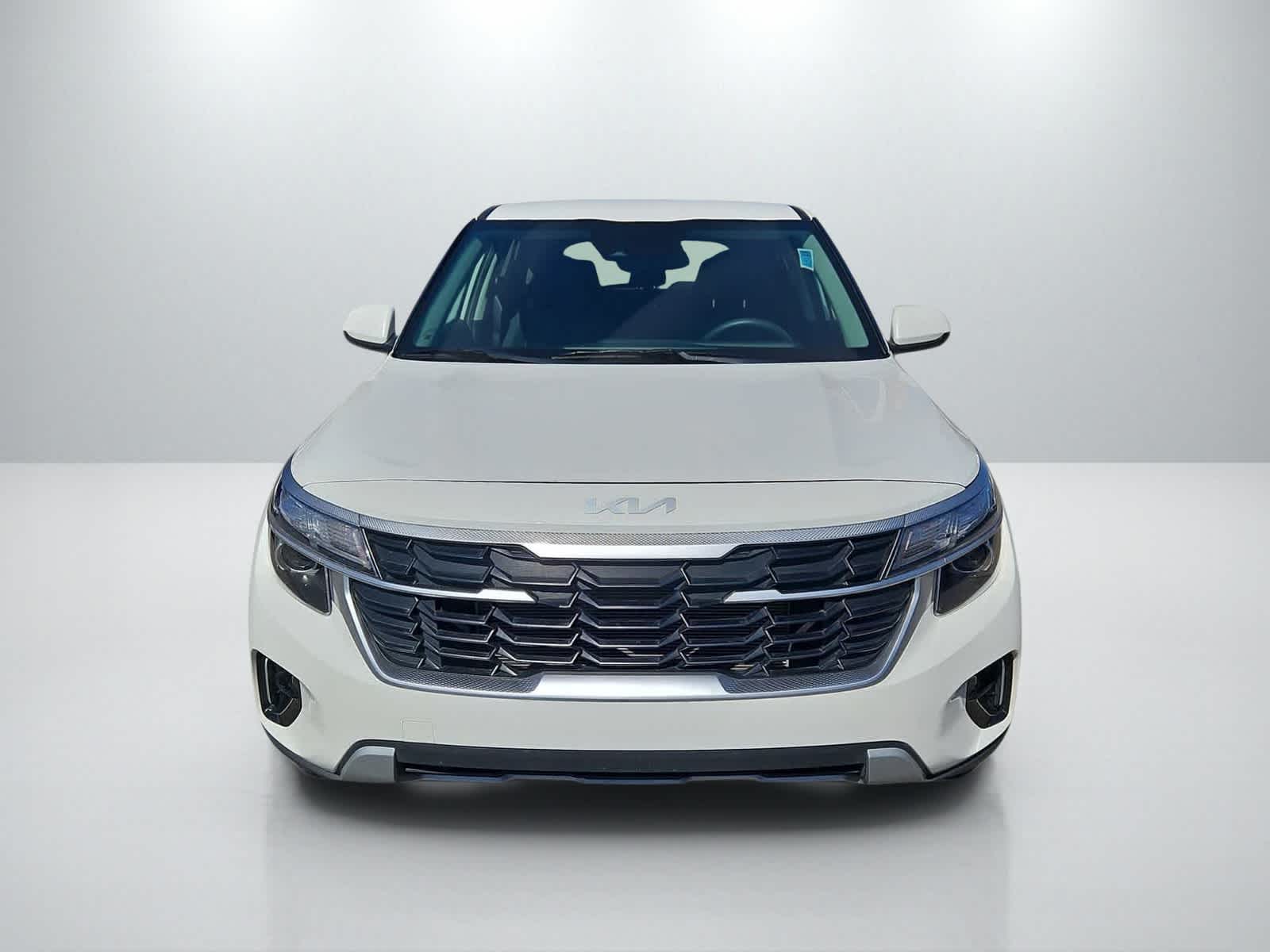 Thumbnail: 2024 Kia Seltos - 6