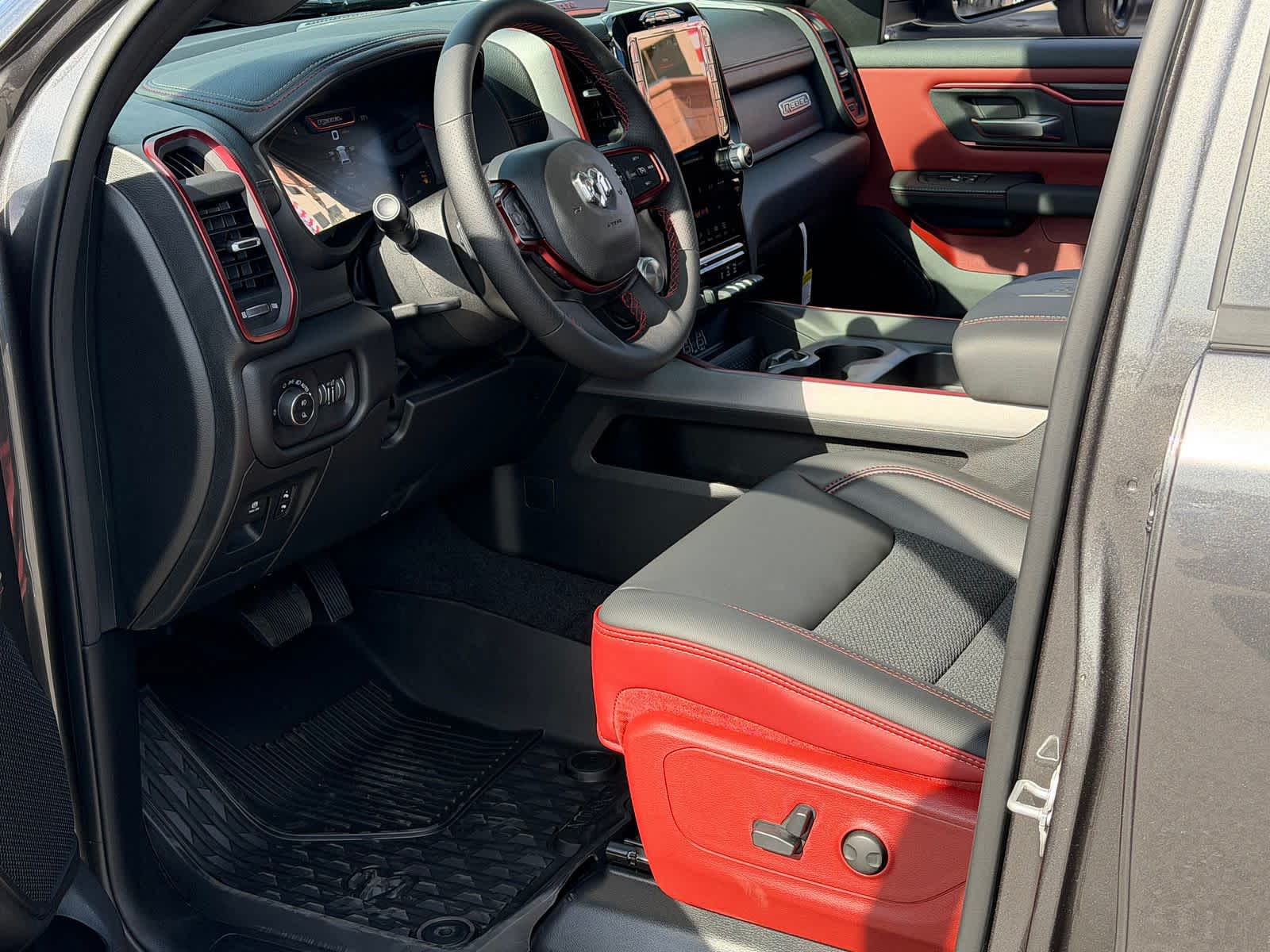 Thumbnail: 2026 RAM 1500 - 13