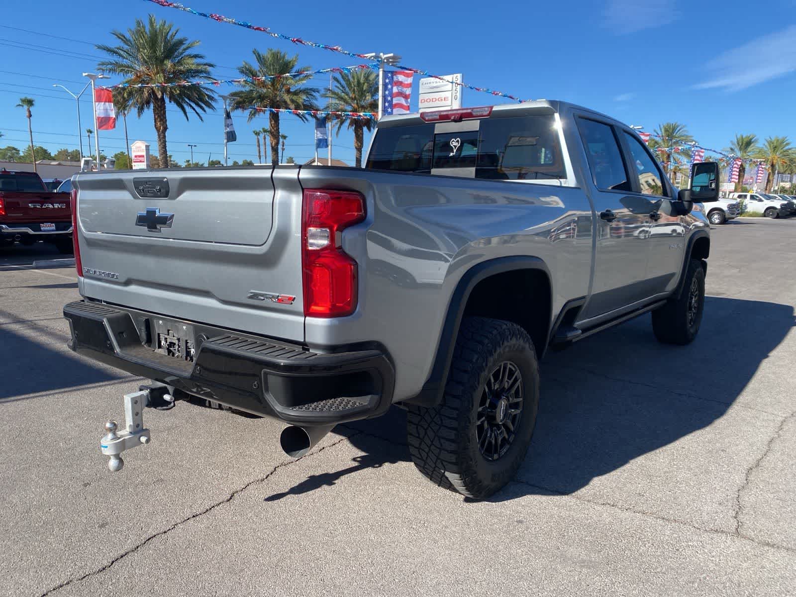 Thumbnail: 2024 Chevrolet Silverado 2500 - 6
