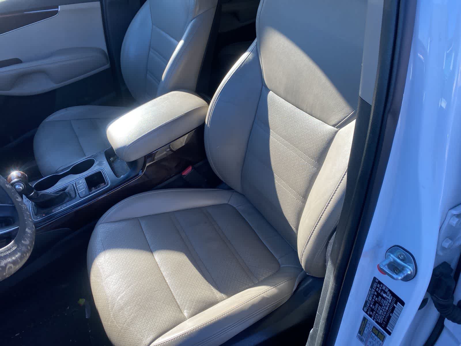 Thumbnail: 2017 Kia Sorento - 12