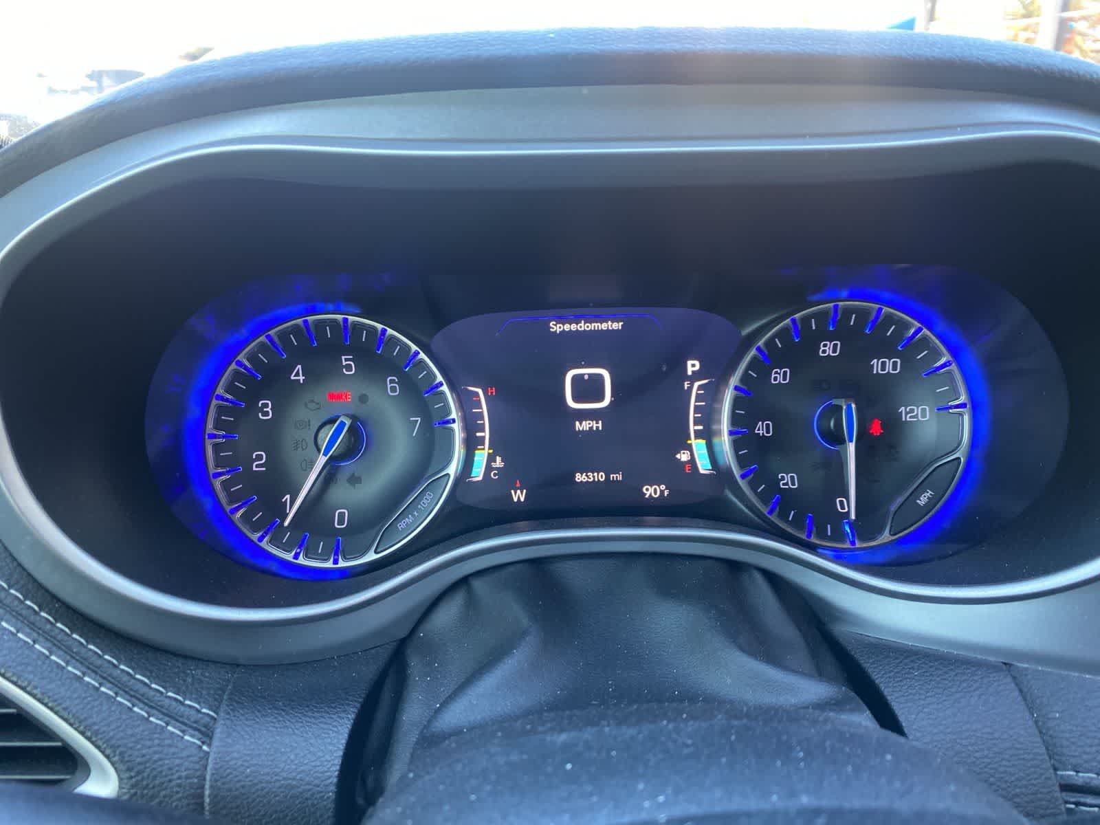 Thumbnail: 2021 Chrysler Pacifica - 14