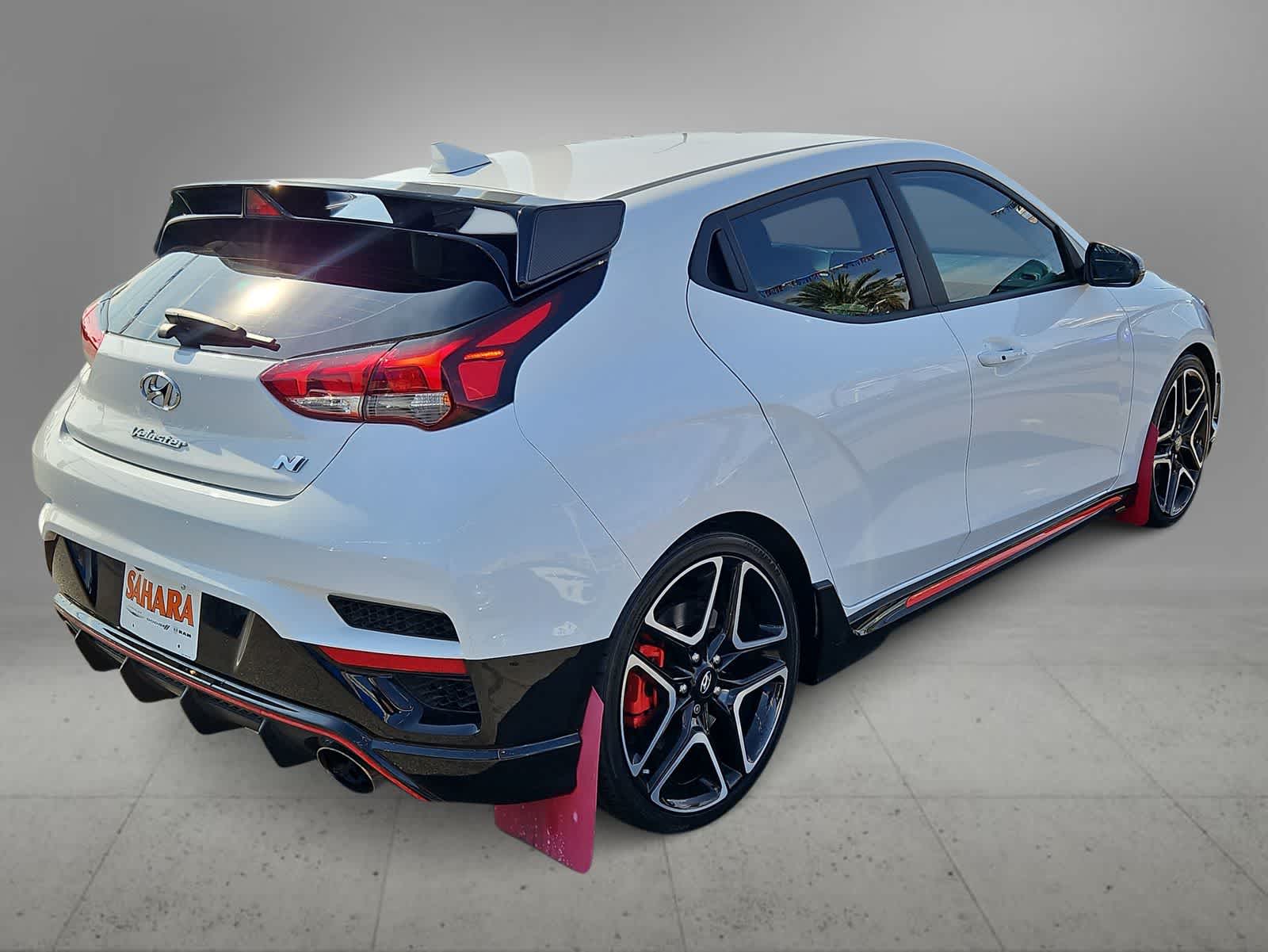 Thumbnail: 2022 Hyundai Veloster - 9