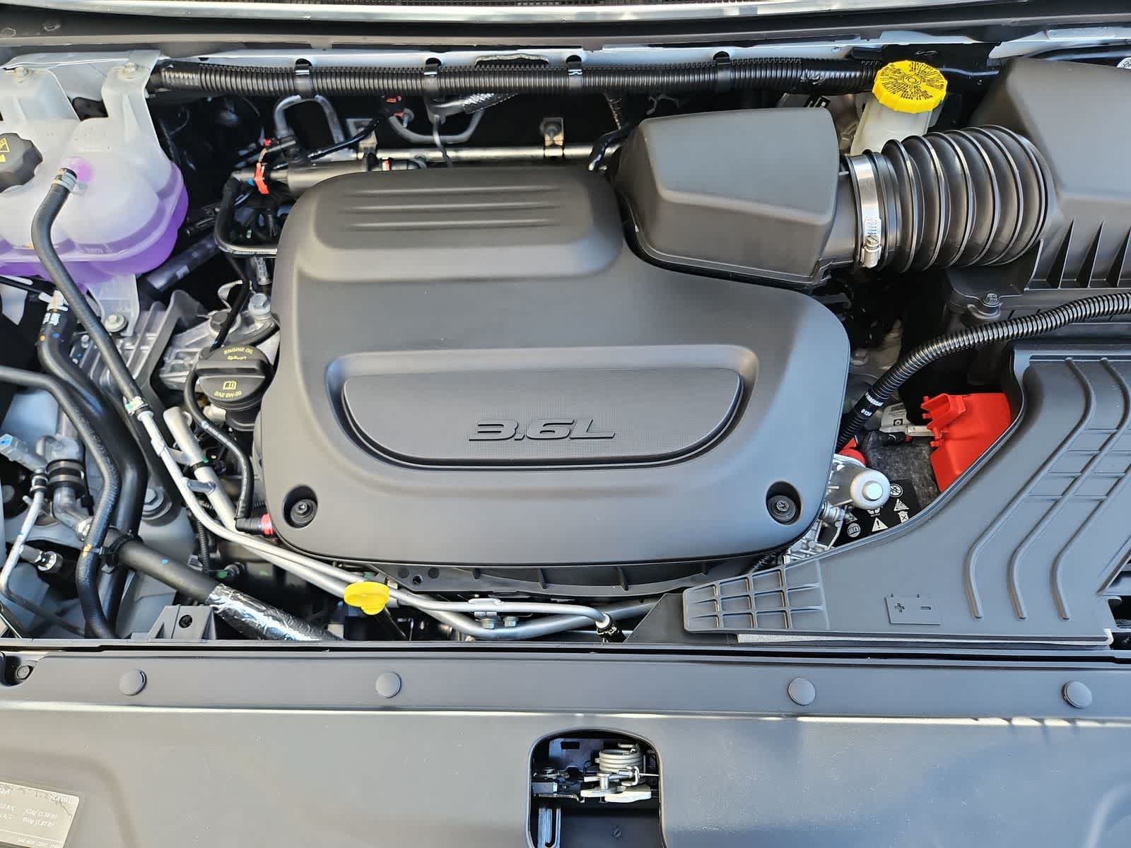 Thumbnail: 2026 Chrysler Pacifica - 14