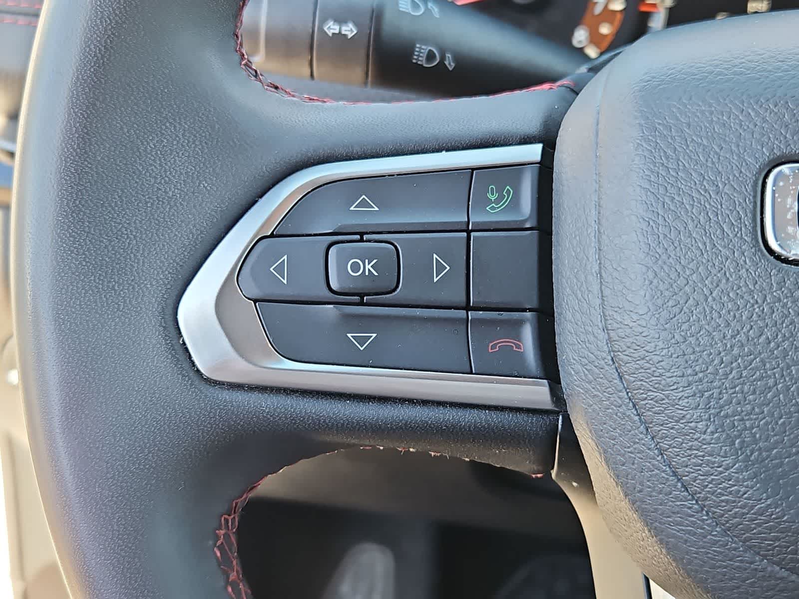 Thumbnail: 2025 Jeep Compass - 24