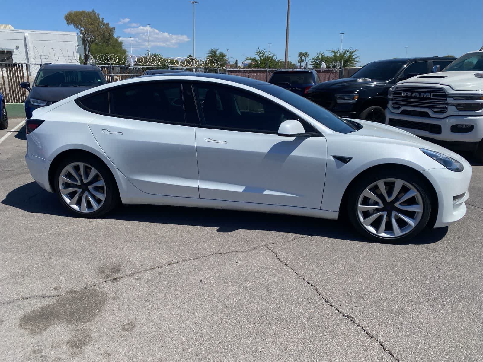 Thumbnail: 2020 Tesla Model 3 - 4