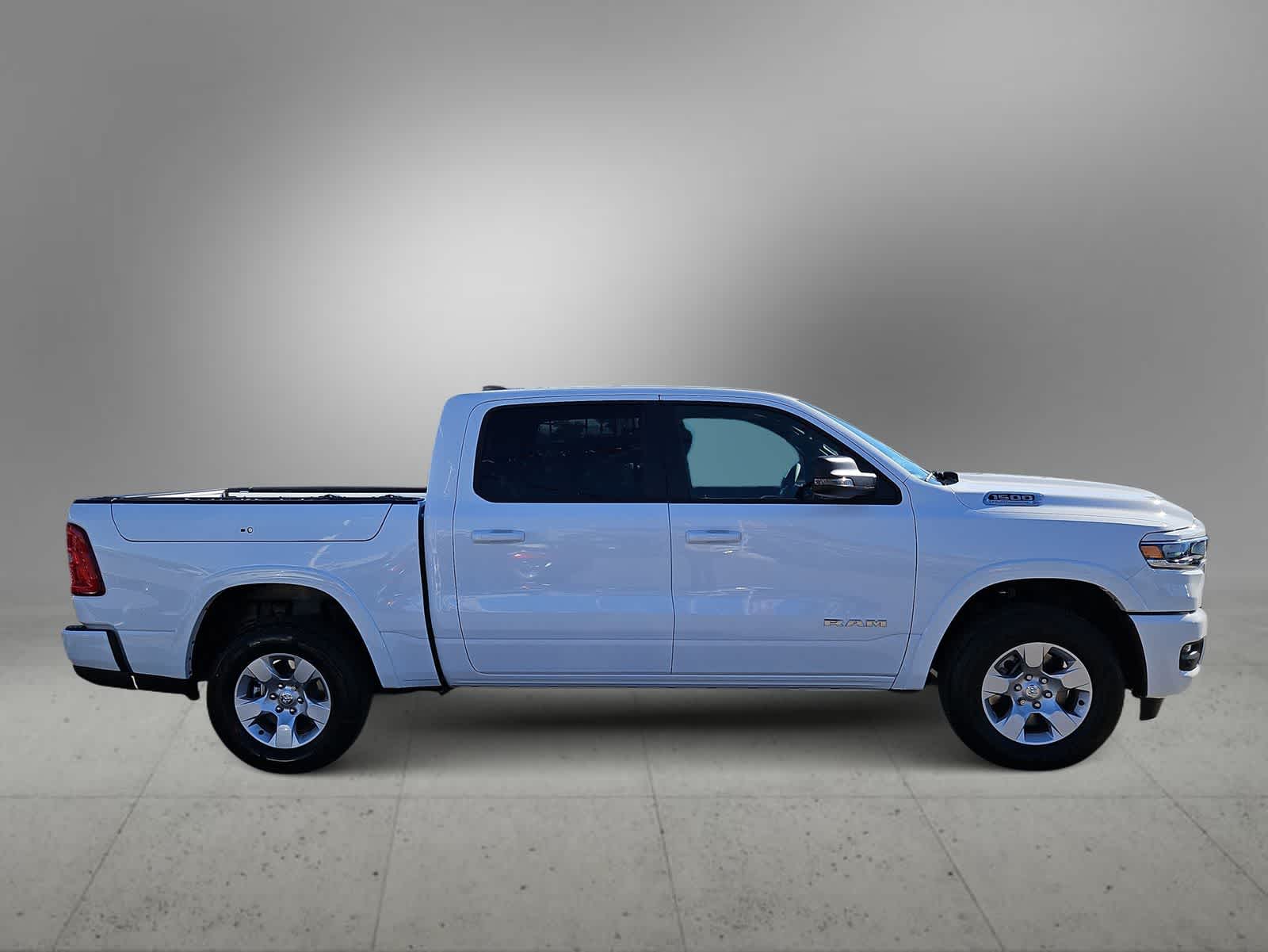 Thumbnail: 2026 RAM 1500 - 9
