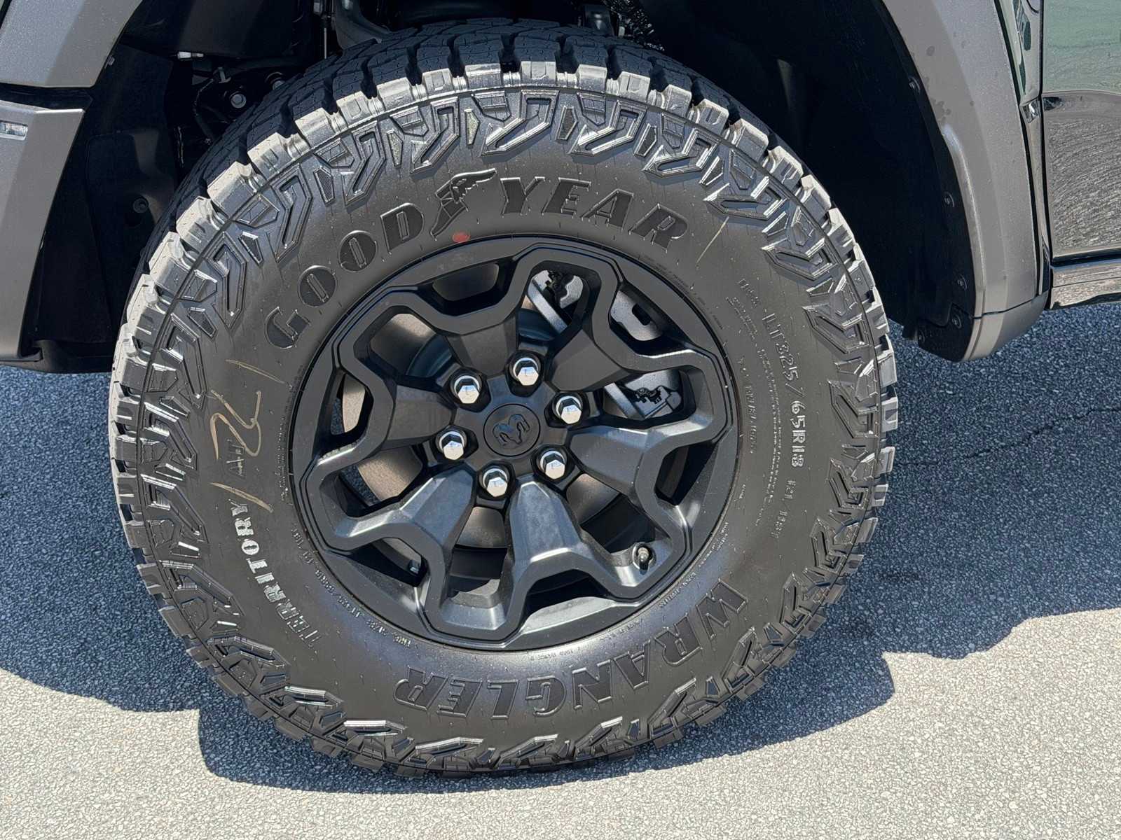 Thumbnail: 2026 RAM 1500 - 35