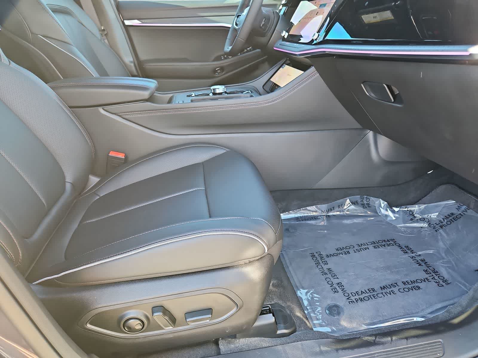 Thumbnail: 2025 Jeep Wagoneer S - 22