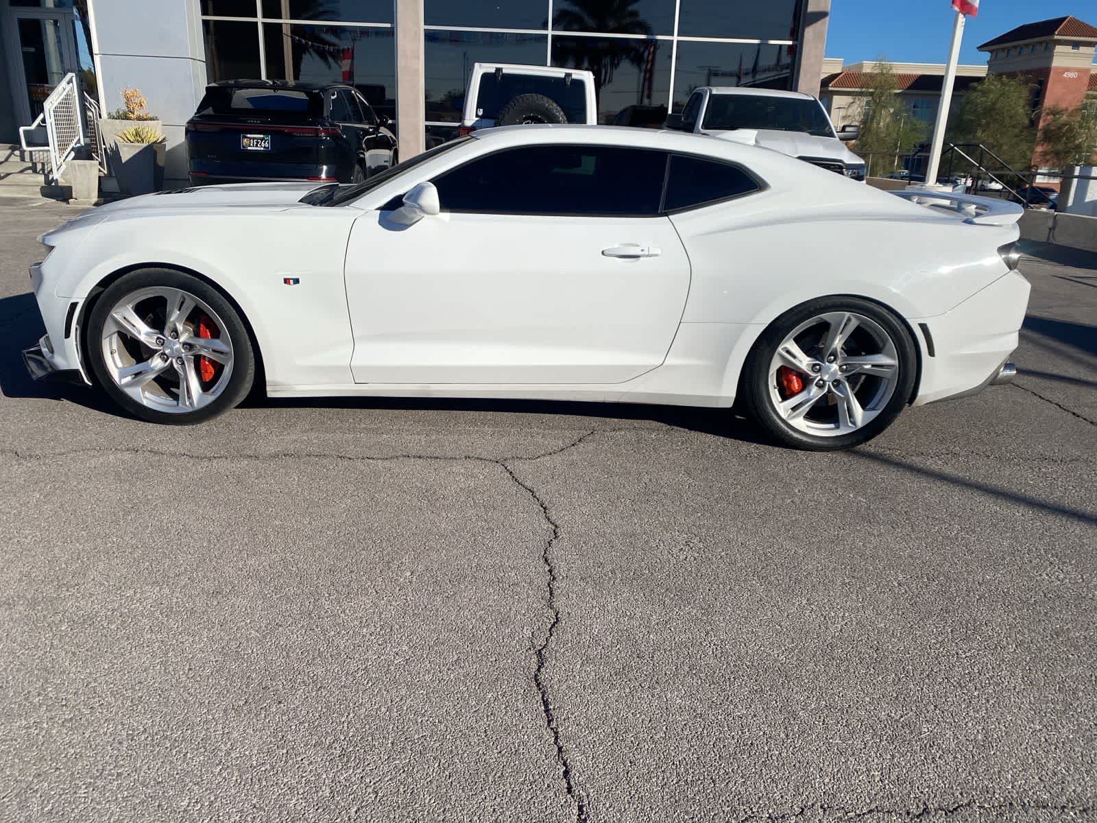 Thumbnail: 2019 Chevrolet Camaro - 9