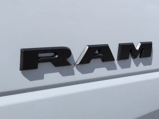 2026 RAM 3500 Big Horn - Photo 12