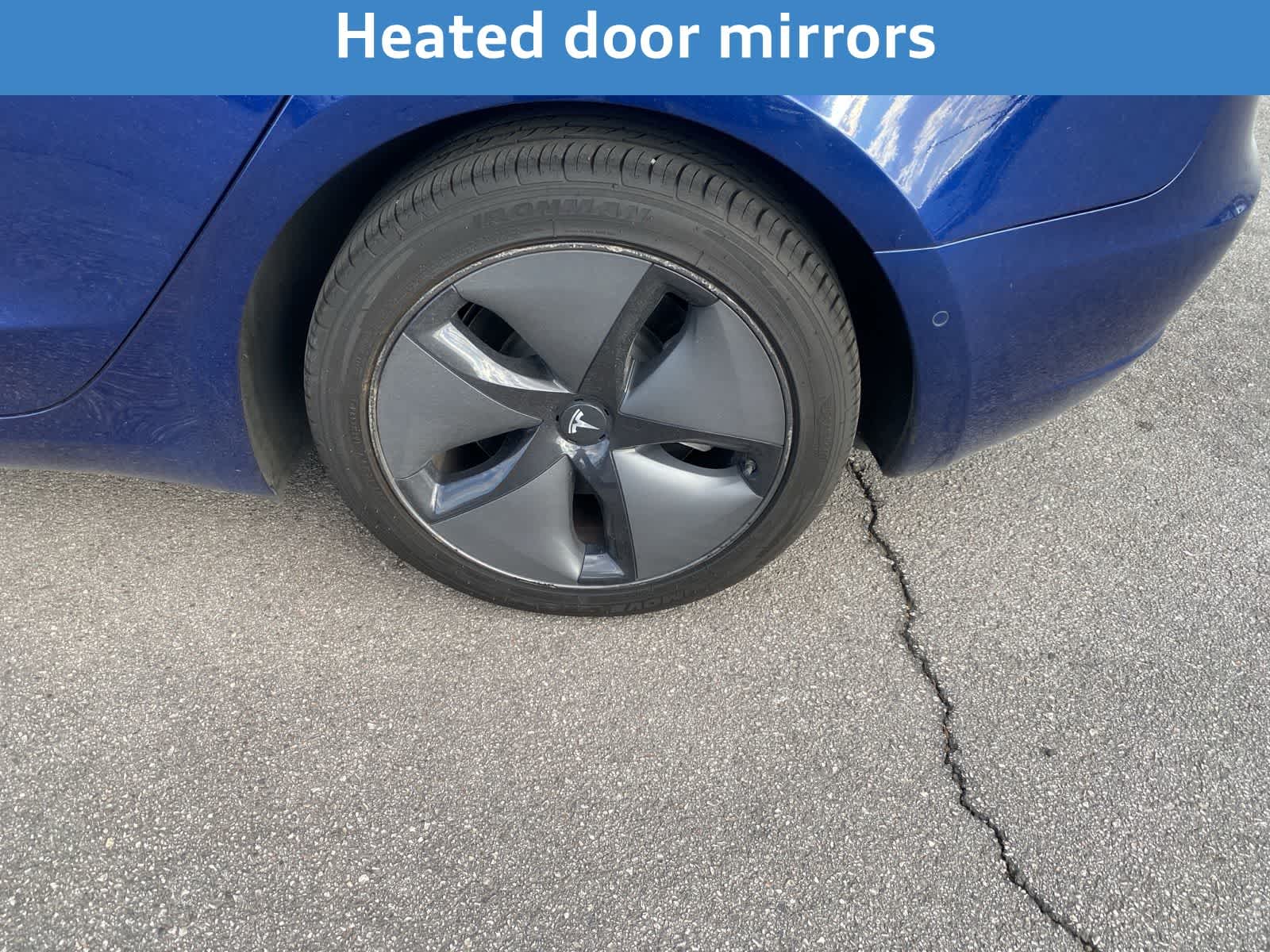 Thumbnail: 2018 Tesla Model 3 - 11