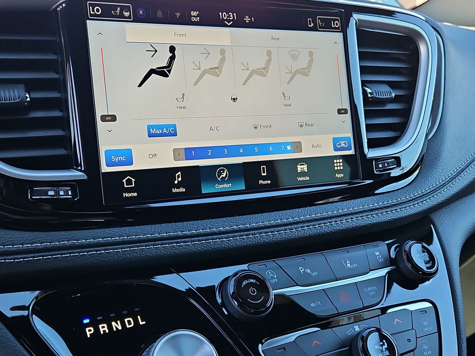 Thumbnail: 2026 Chrysler Pacifica - 27