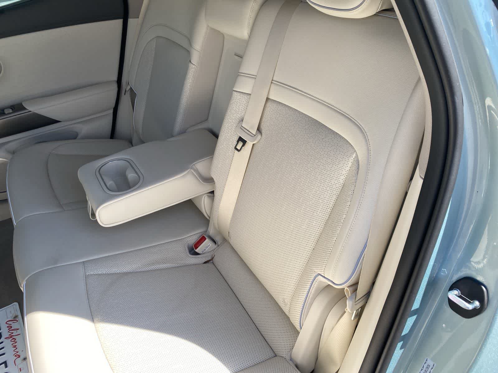 Thumbnail: 2023 Genesis GV60 - 13