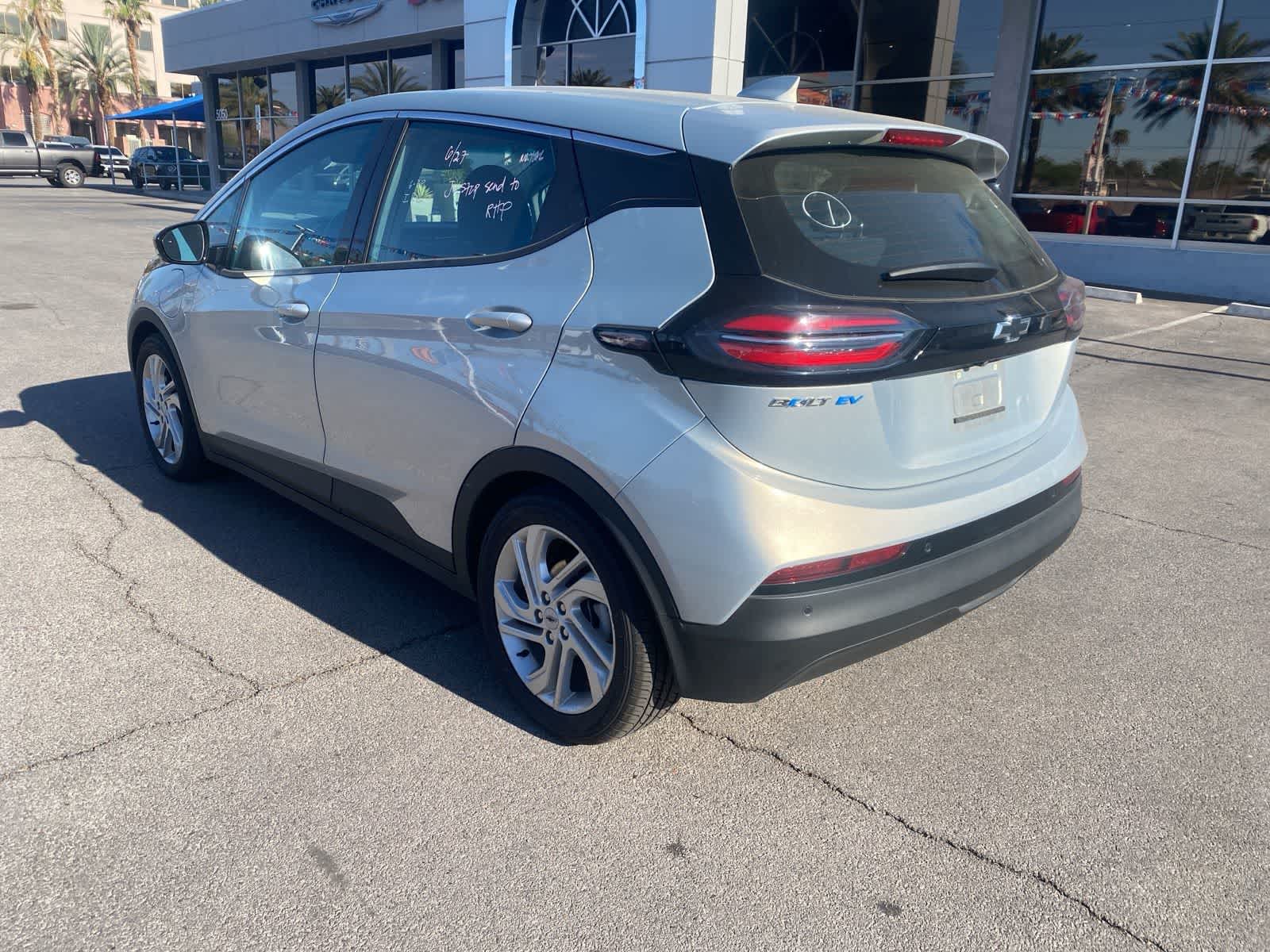 Thumbnail: 2023 Chevrolet Bolt EV - 9