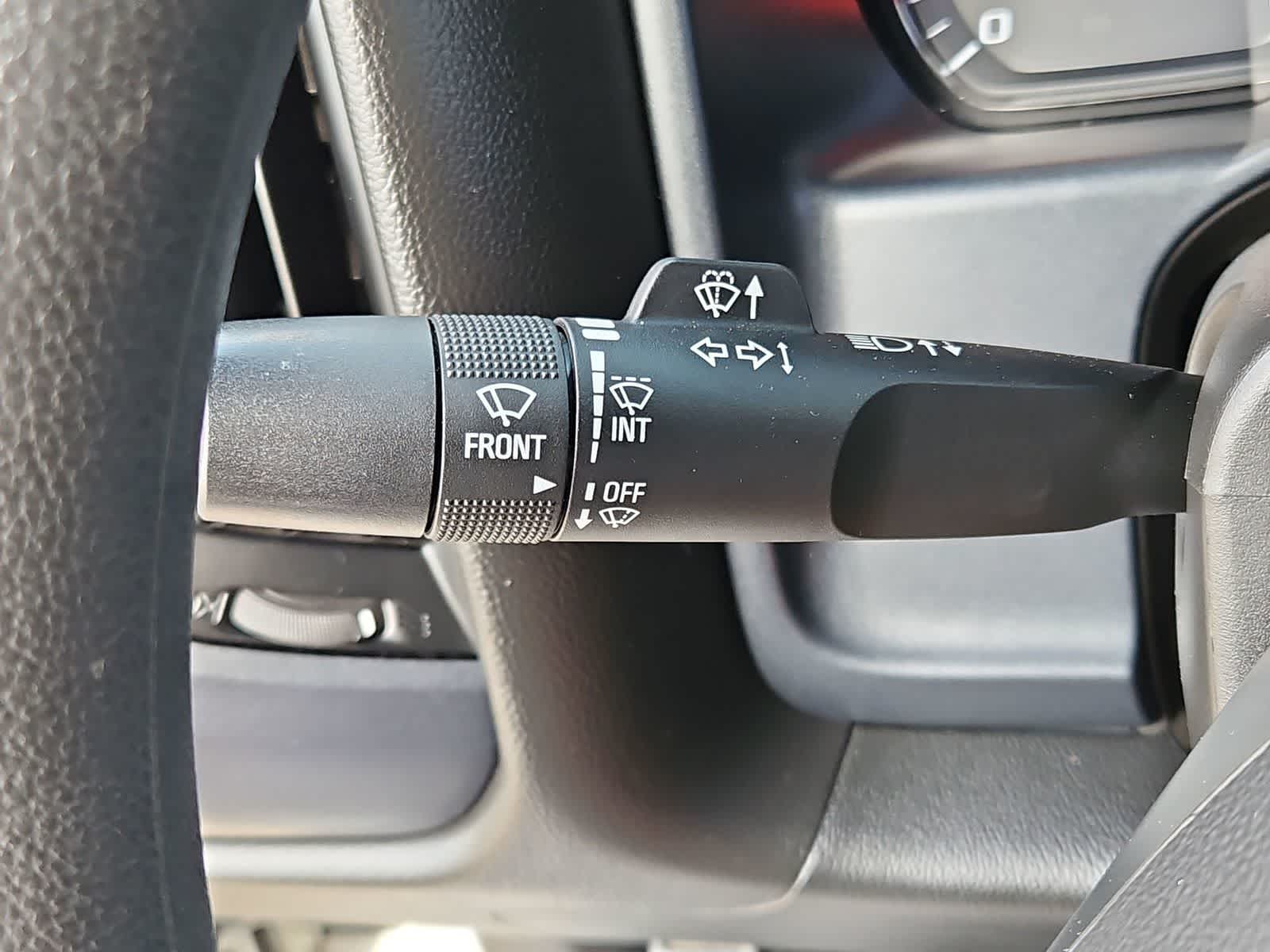 Thumbnail: 2018 Chevrolet Silverado 1500 - 26