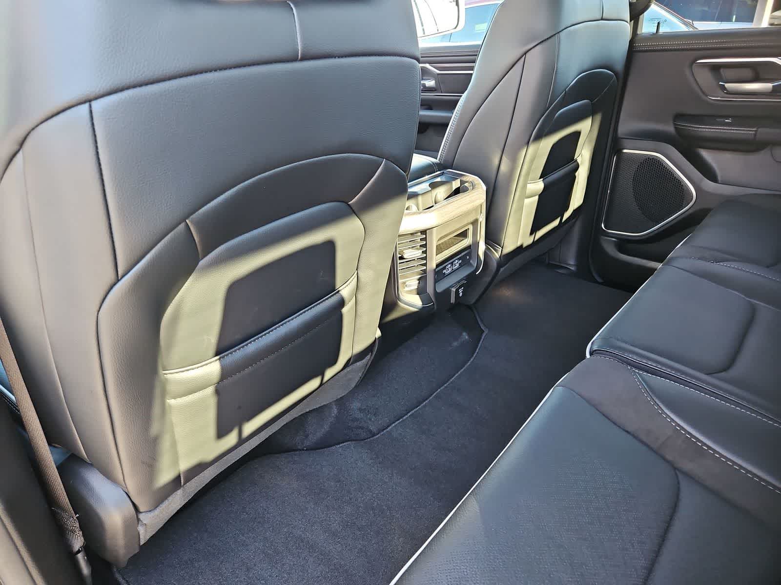 Thumbnail: 2026 RAM 1500 - 18