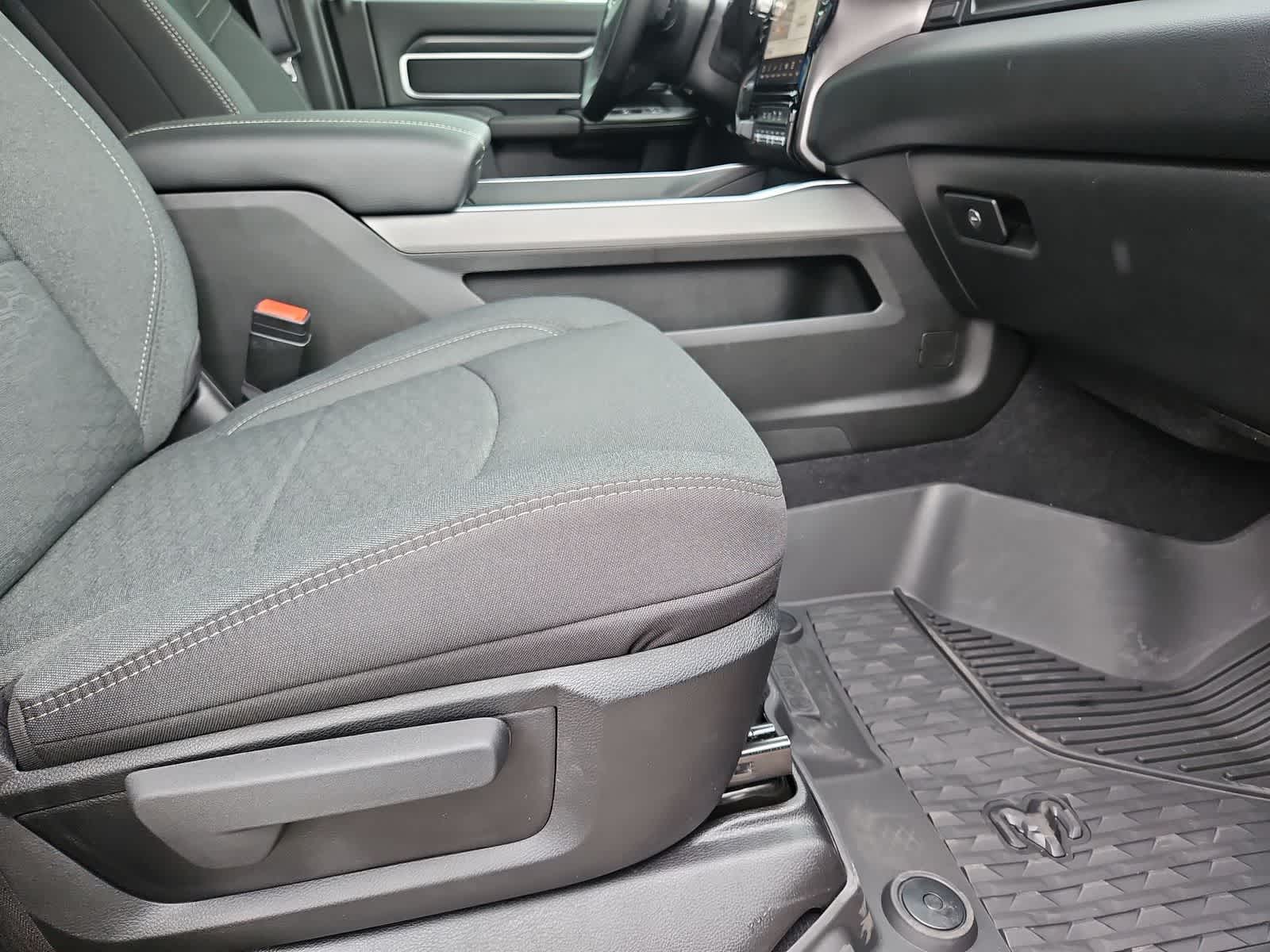 Thumbnail: 2026 RAM 3500 - 21