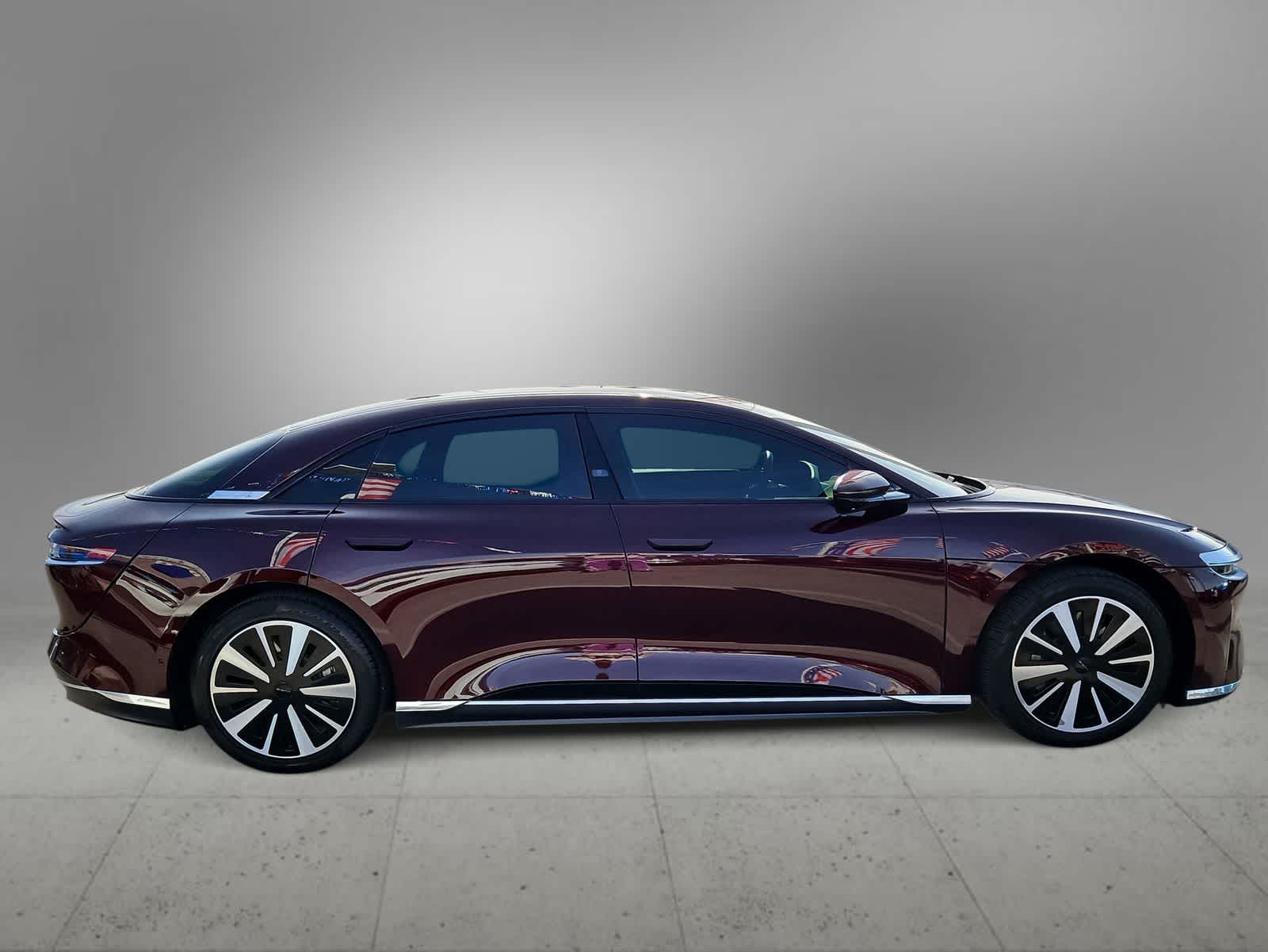 Thumbnail: 2023 Lucid Air - 10