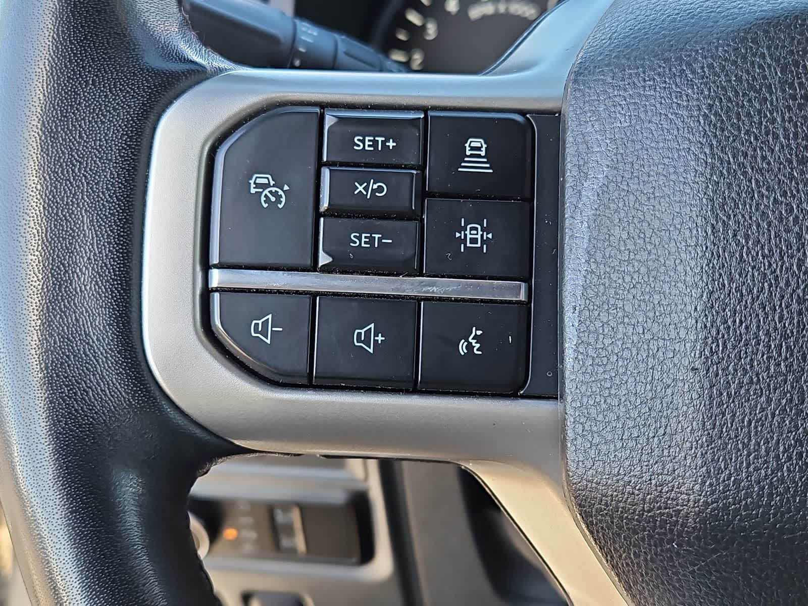 Thumbnail: 2023 Ford Expedition - 24