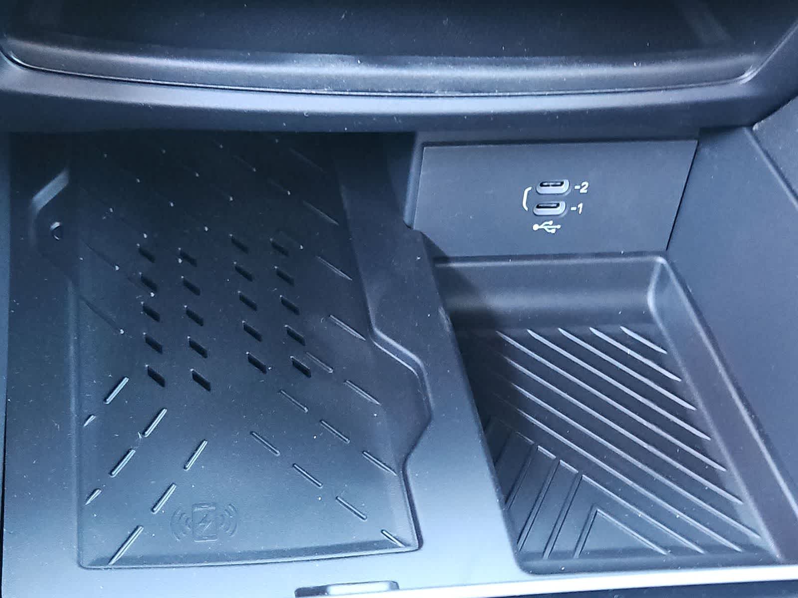 Thumbnail: 2026 Chrysler Pacifica - 30