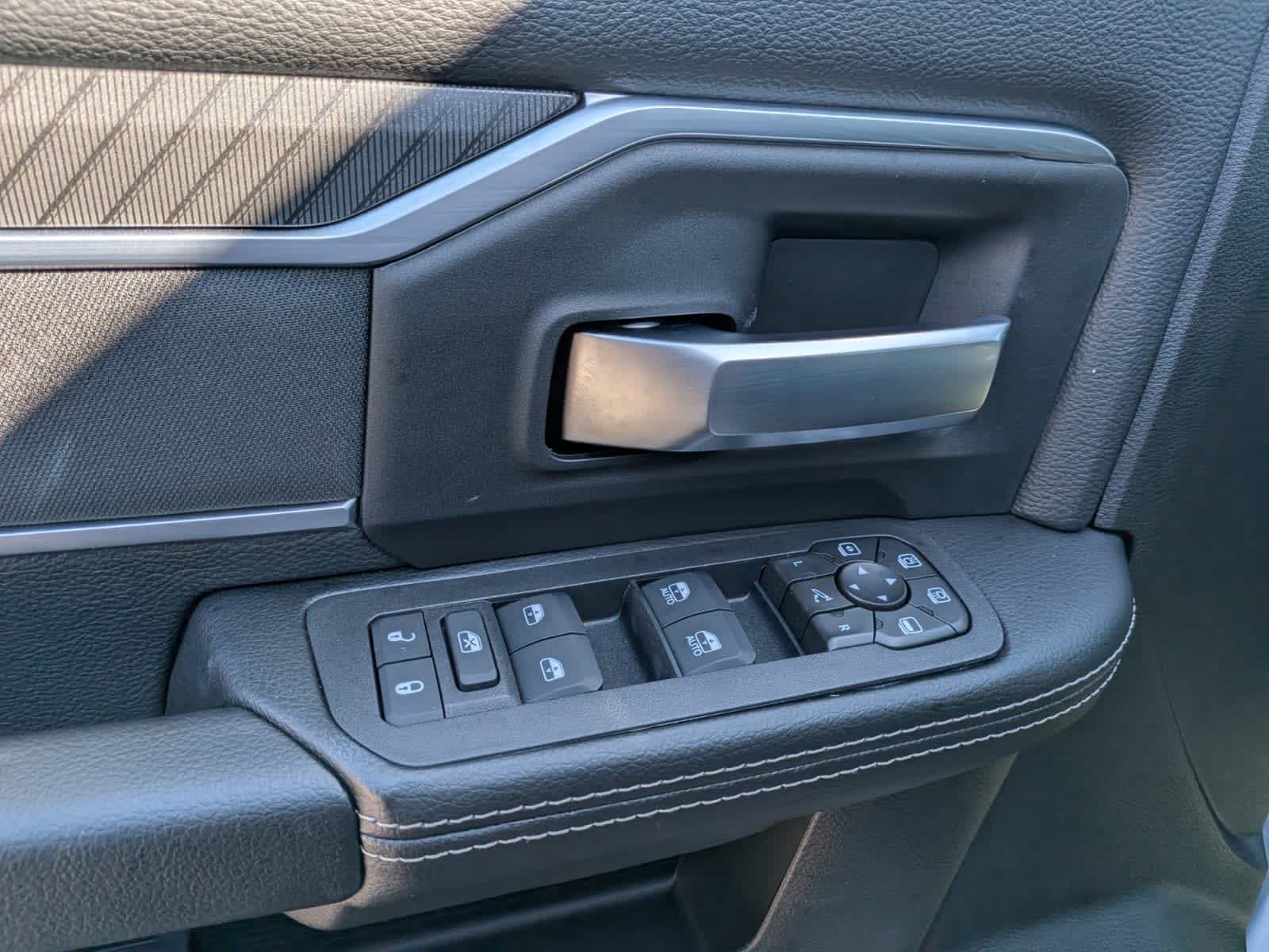 Thumbnail: 2026 RAM 3500 - 26