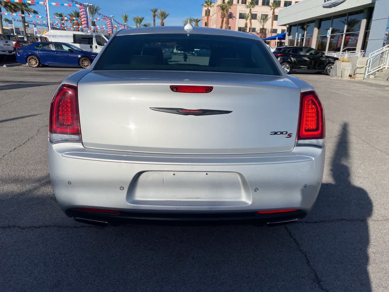 Thumbnail: 2021 Chrysler 300 - 7