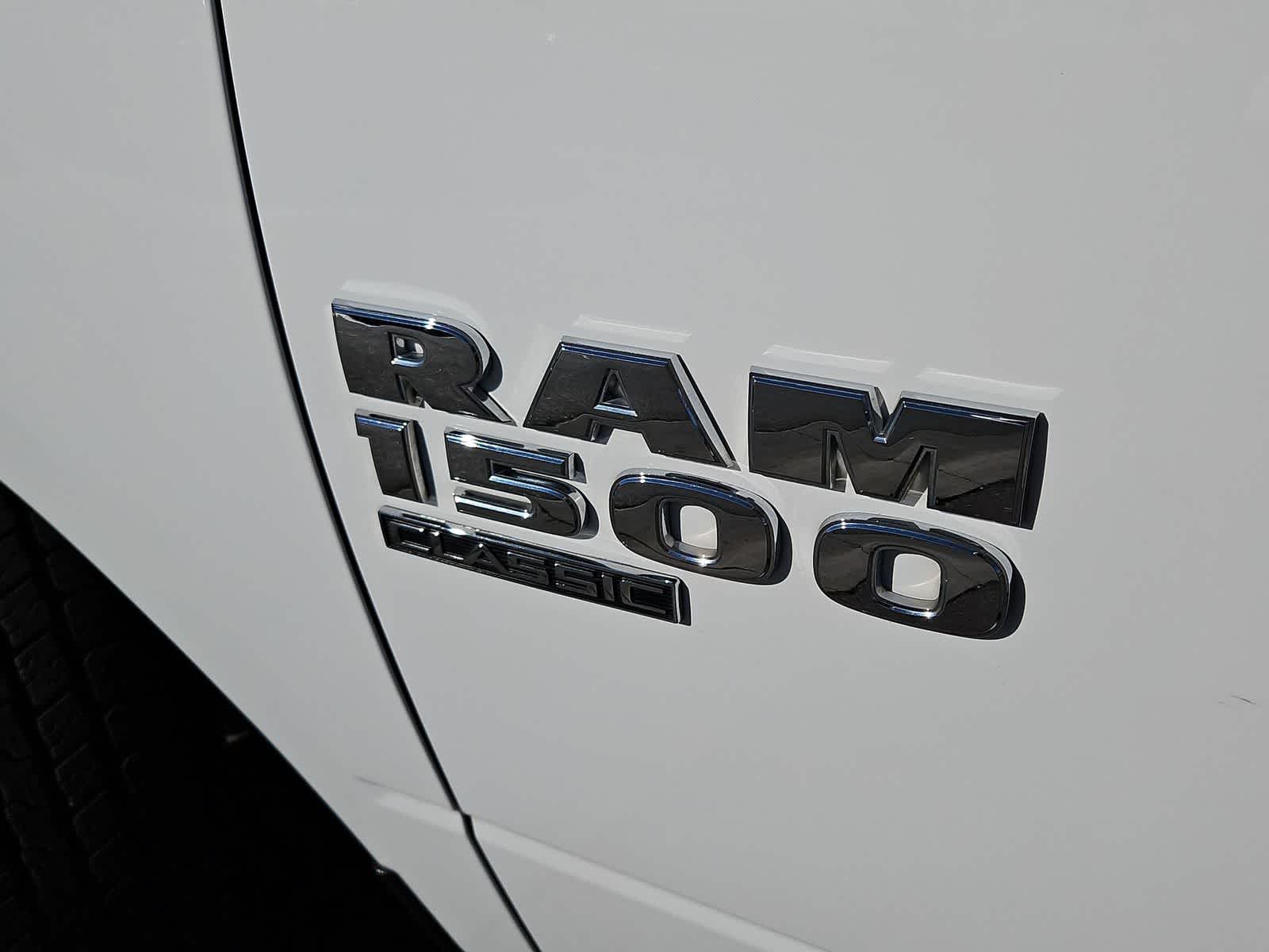 Thumbnail: 2024 RAM 1500 Classic - 13